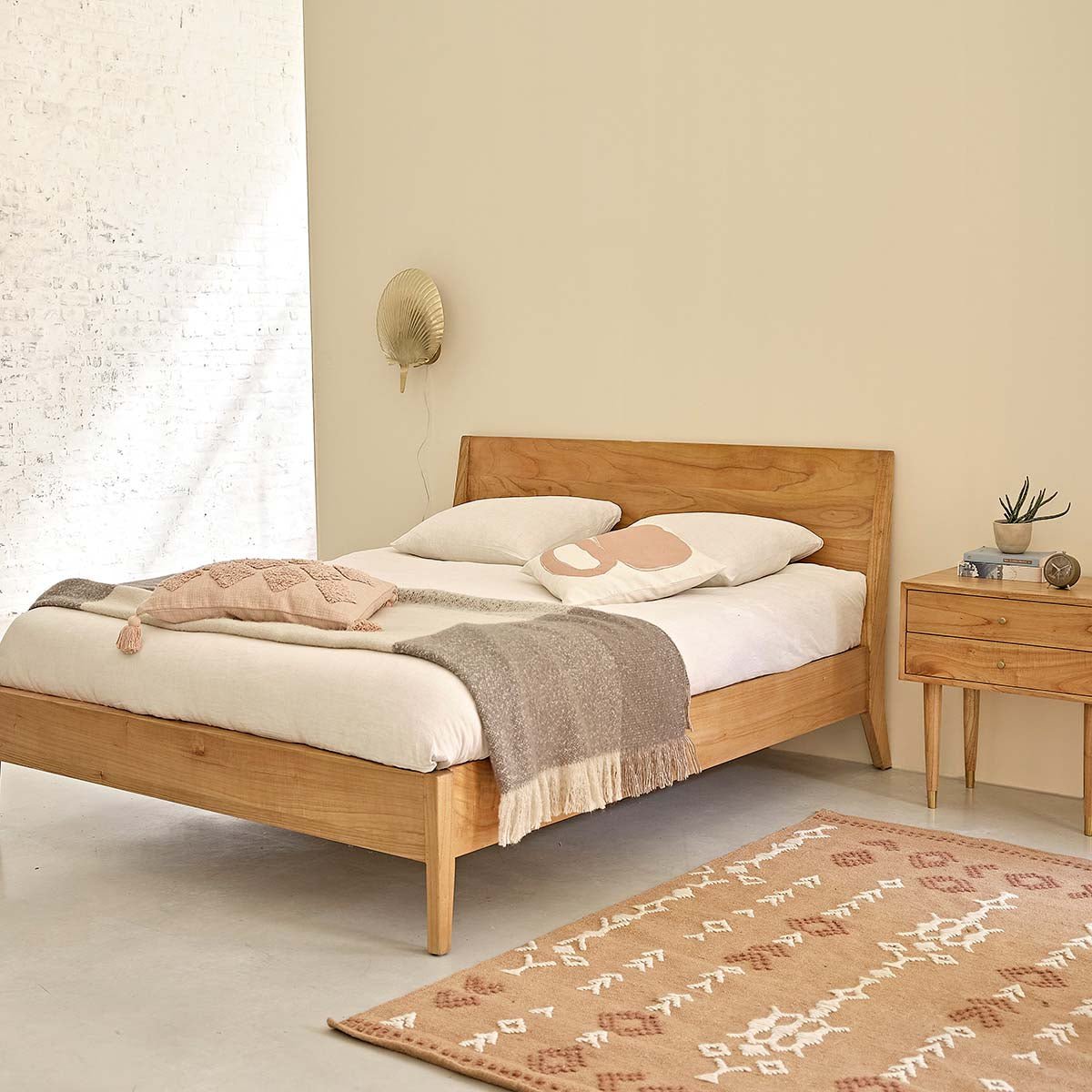 Lit en bois mindi massif 160 cm avec sommier PIA naturel, BERAH GETAH