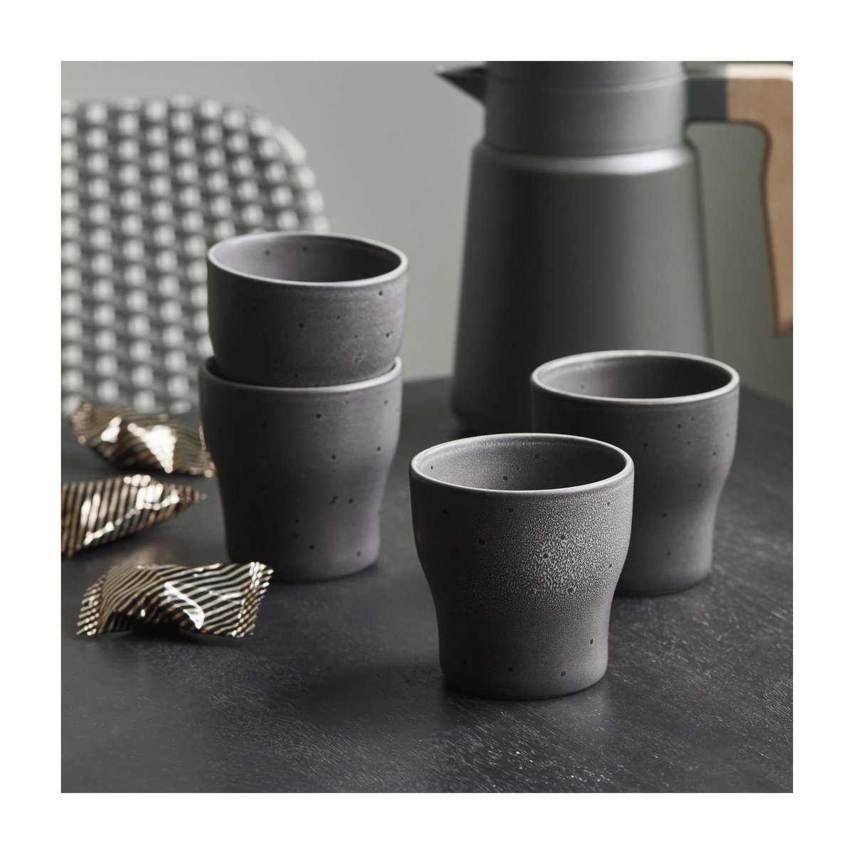 Lot de 4 Tasses thermo Liss gris foncé, HOUSE DOCTOR