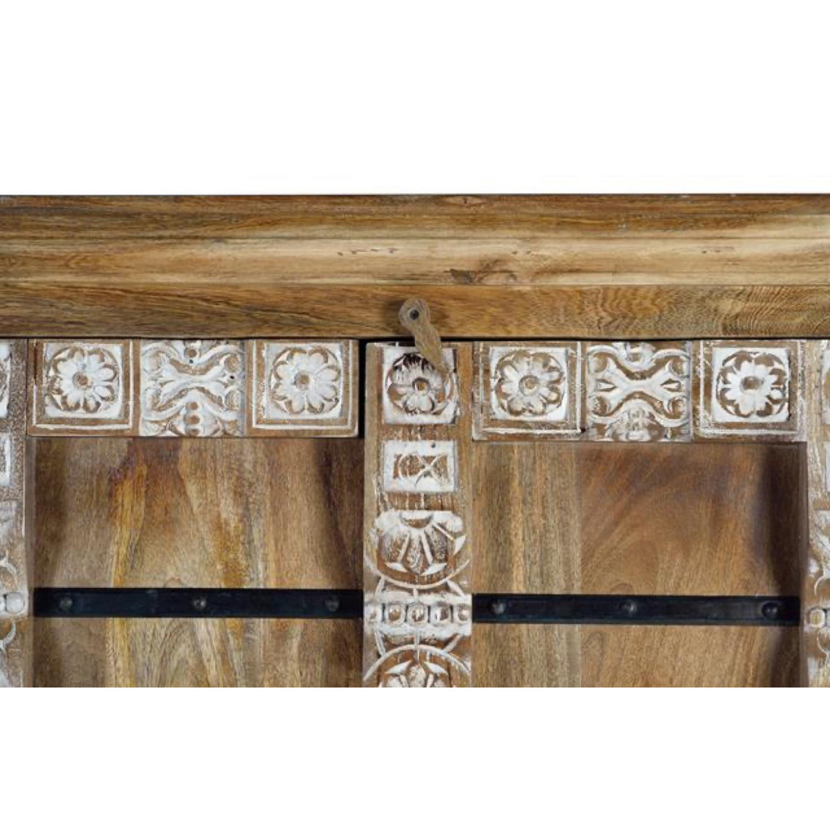 Armoire marron, DECORATION D’AUTREFOIS