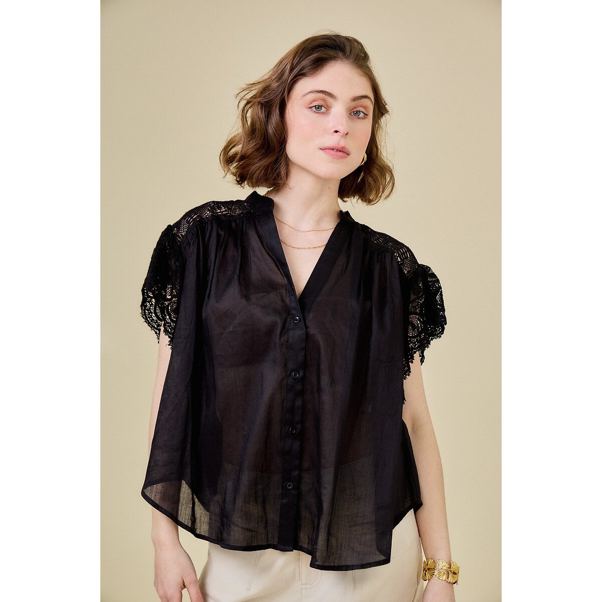 Blouse manches courtes avec dentelle noir, SEE U SOON