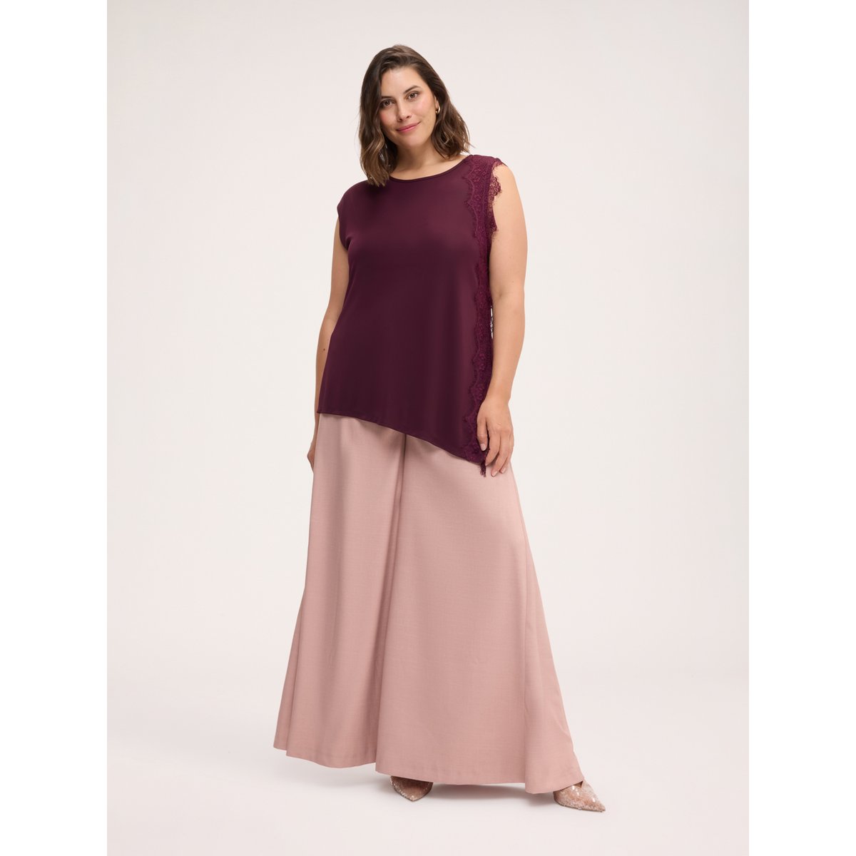 Haut asymétrique à bordure en dentelle burgundy, FIORELLA RUBINO