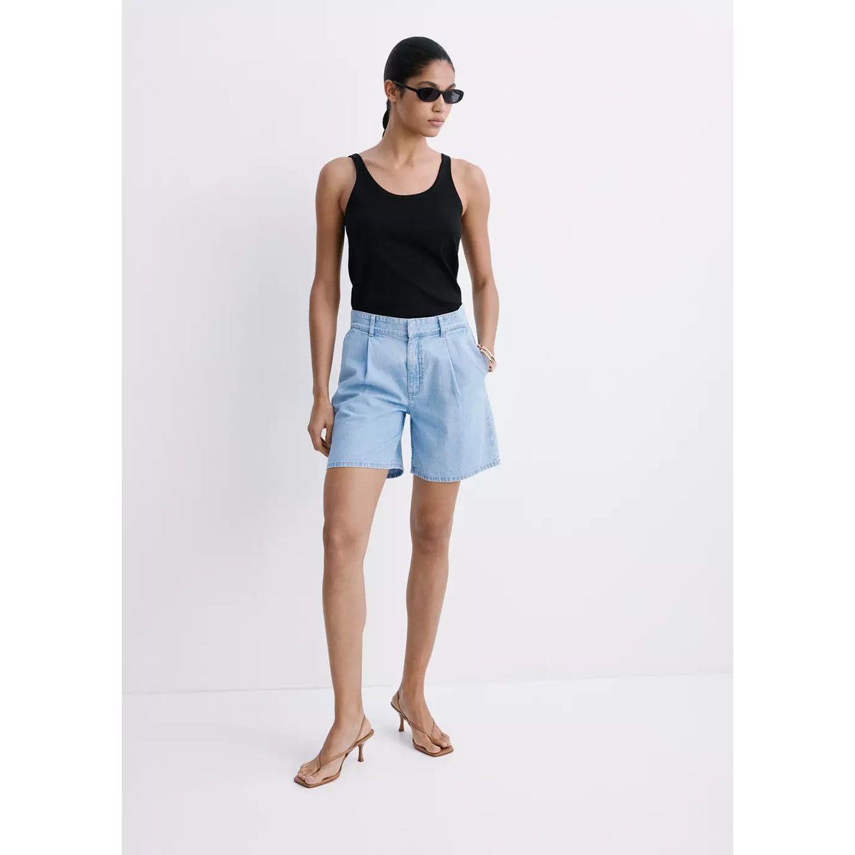 Bermuda en jean taille normale à pinces bleu clair, MANGO