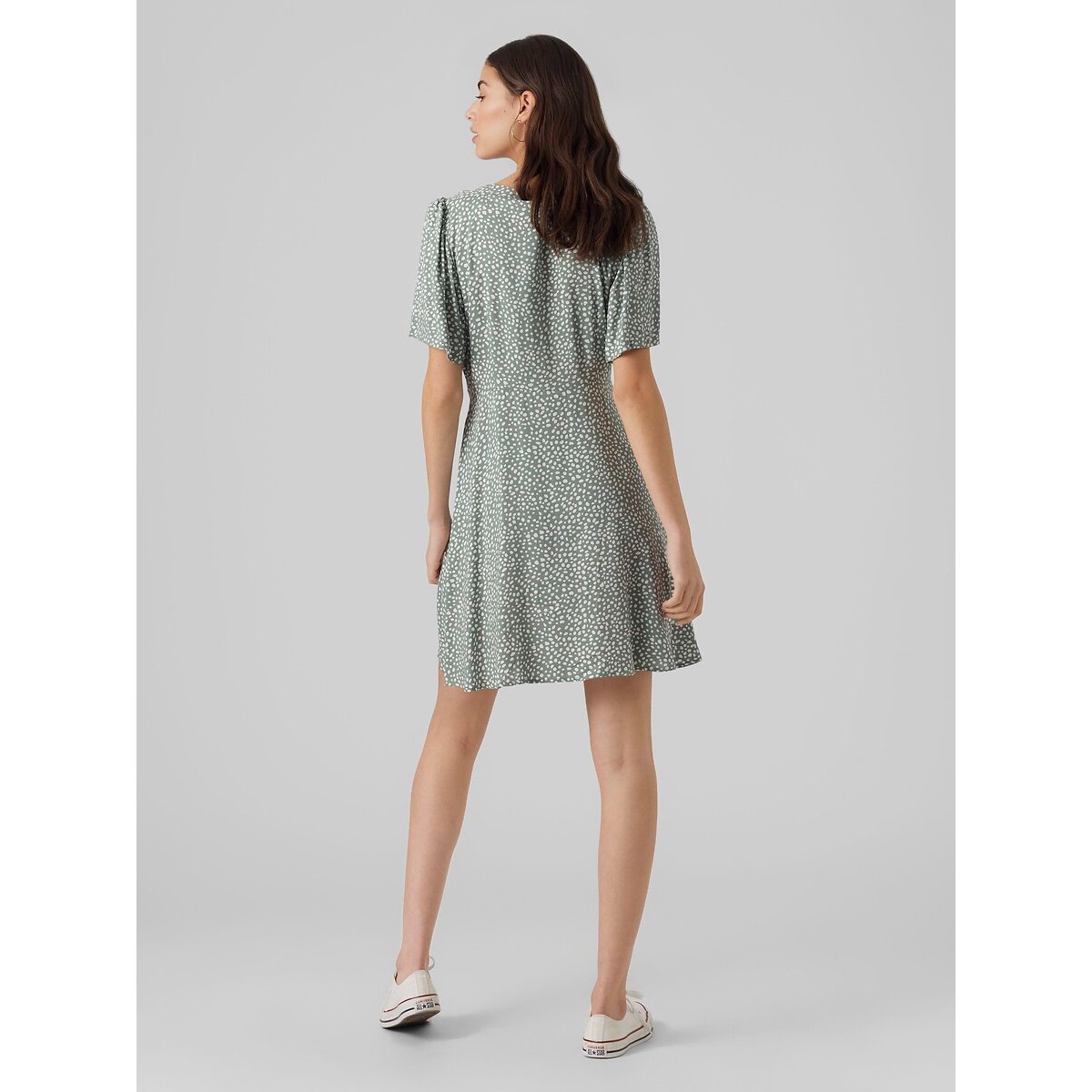 Abito a maniche corte con scollo a V e cintura fantasia verde, VERO MODA