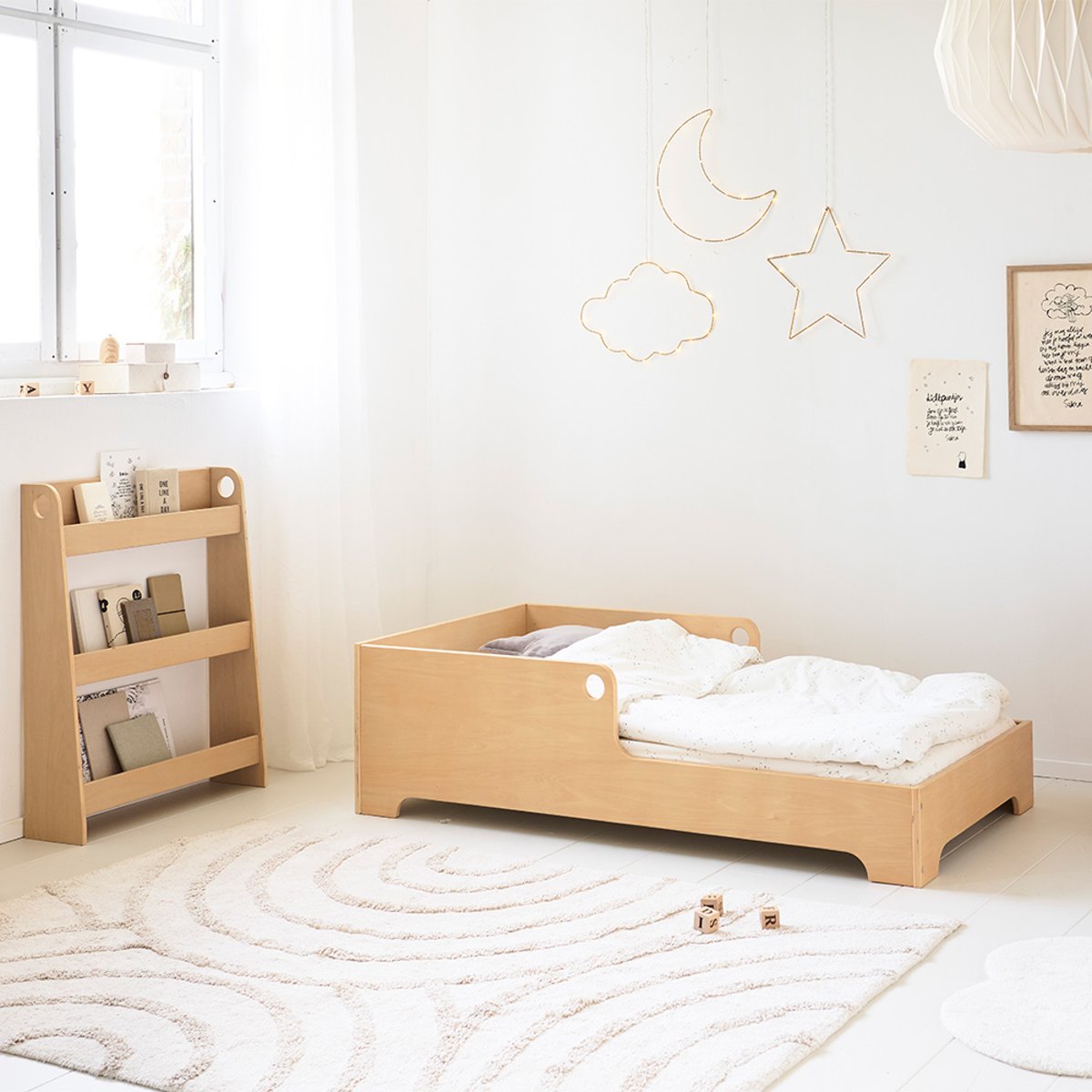 Lit au sol montessori ELLIPSE naturel, PETITE AMELIE