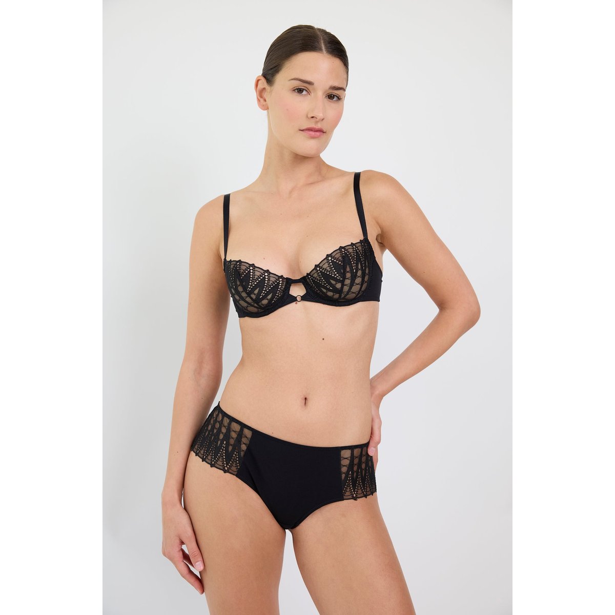 Shorty en broderie DREAMCATCHER noir, MAISON LEJABY