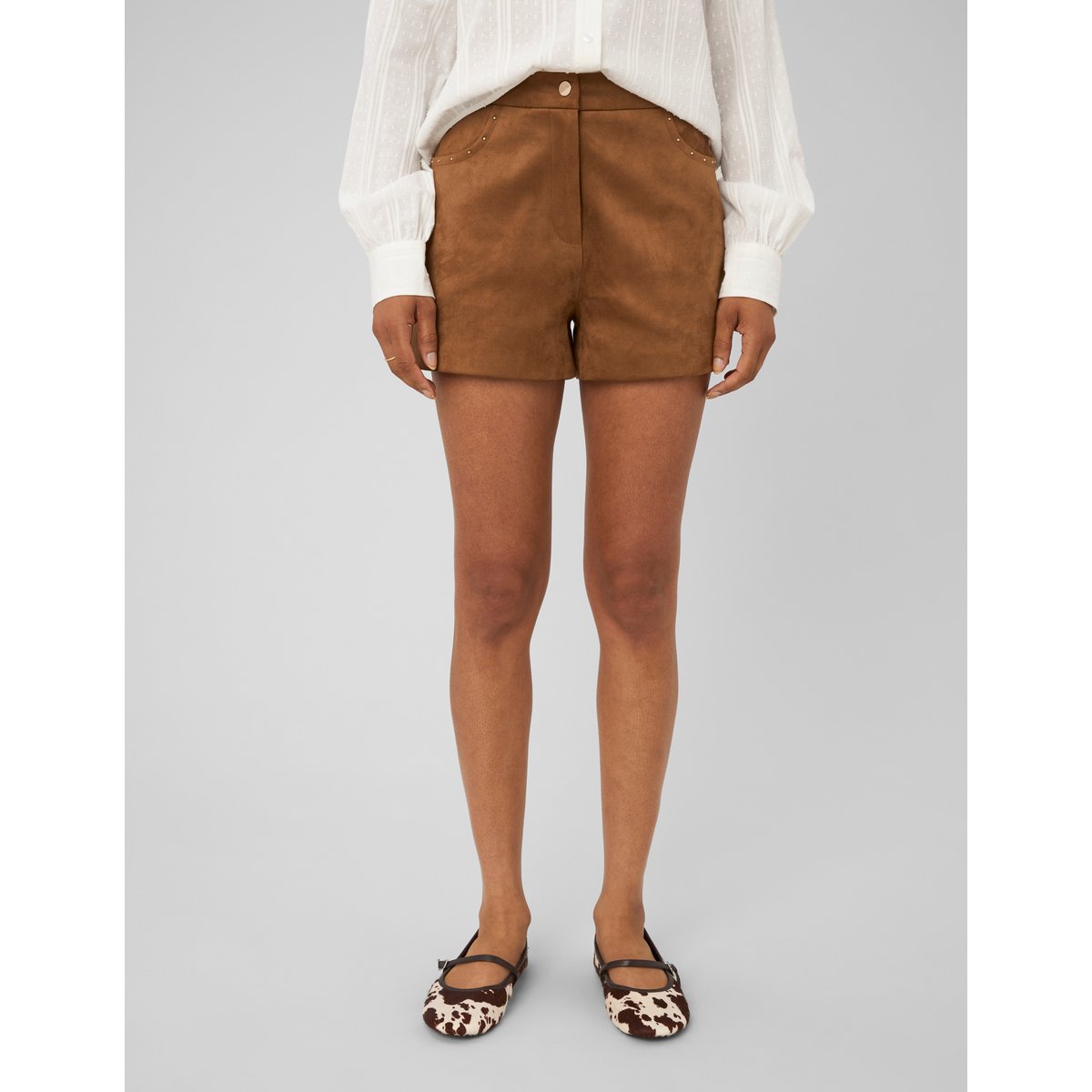 Short en suèdine marron foncée, BZB