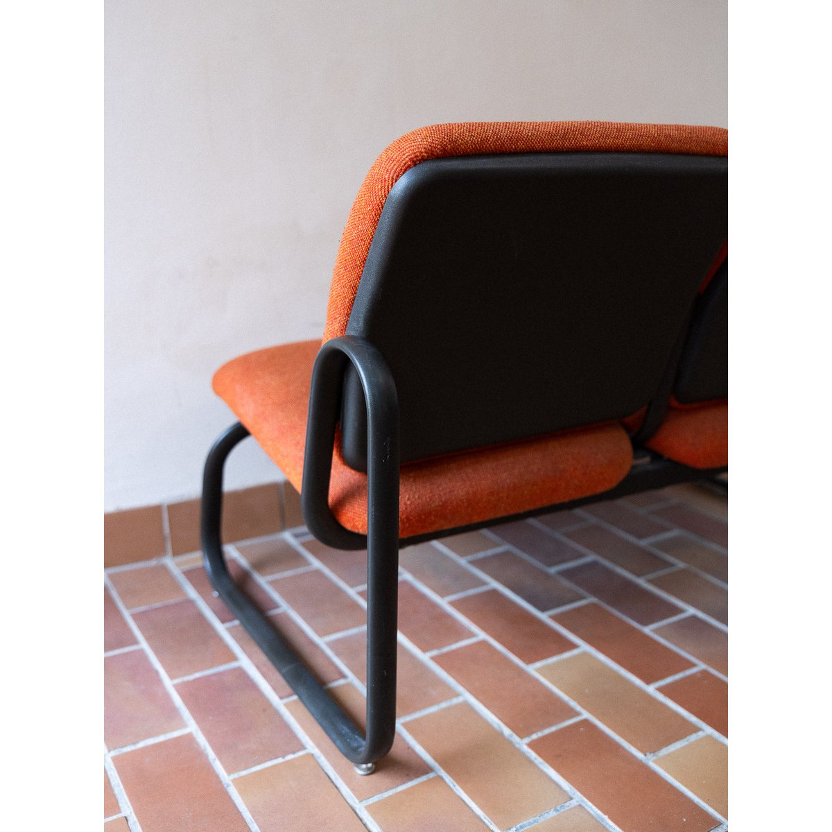 Banquette de conférence Clara N°145 - Bon état orange, DEBONGOUT