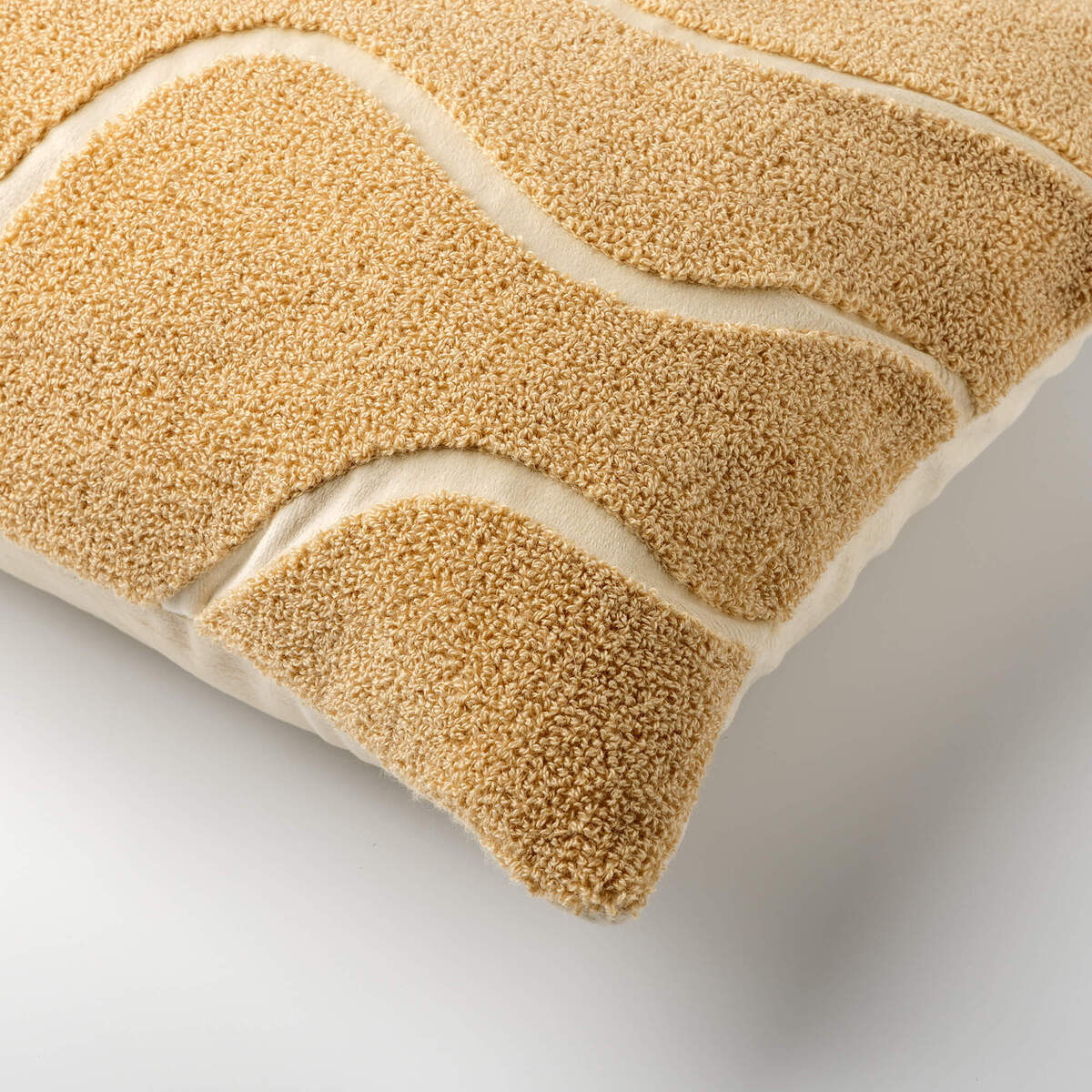 Coussin Ciri beige clair, DUTCH DECOR