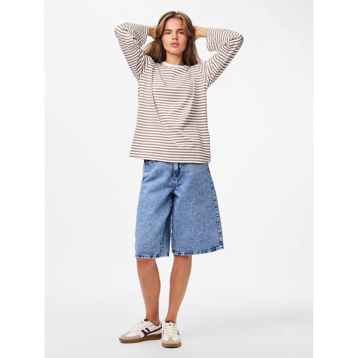 T-shirt manches longues à rayures rayé blanc/beige, PIECES