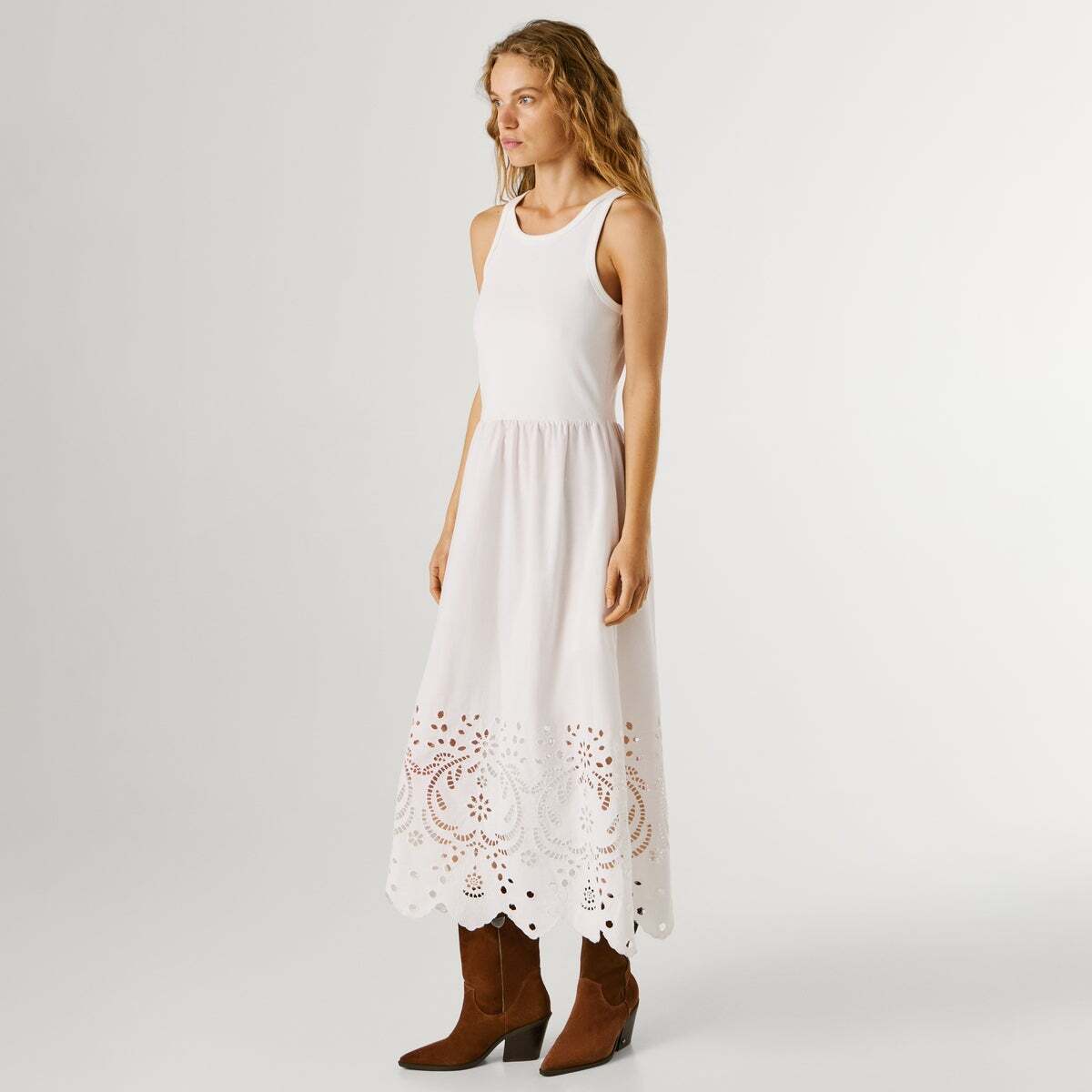 Robe longue, sans manches, avec détail broderies blanc, PEPE JEANS
