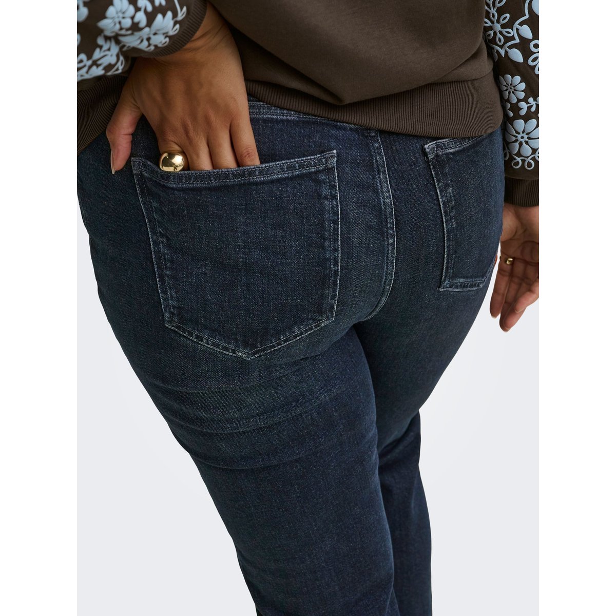 Jean Coupe Droite blue black denim, ONLY CARMAKOMA