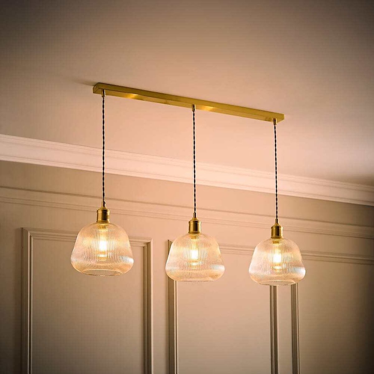 Delaney 3-Light Ribbed Bell Glass Diner Pendant Light with Filament Bulbs brushed gold, ÉDITÉ