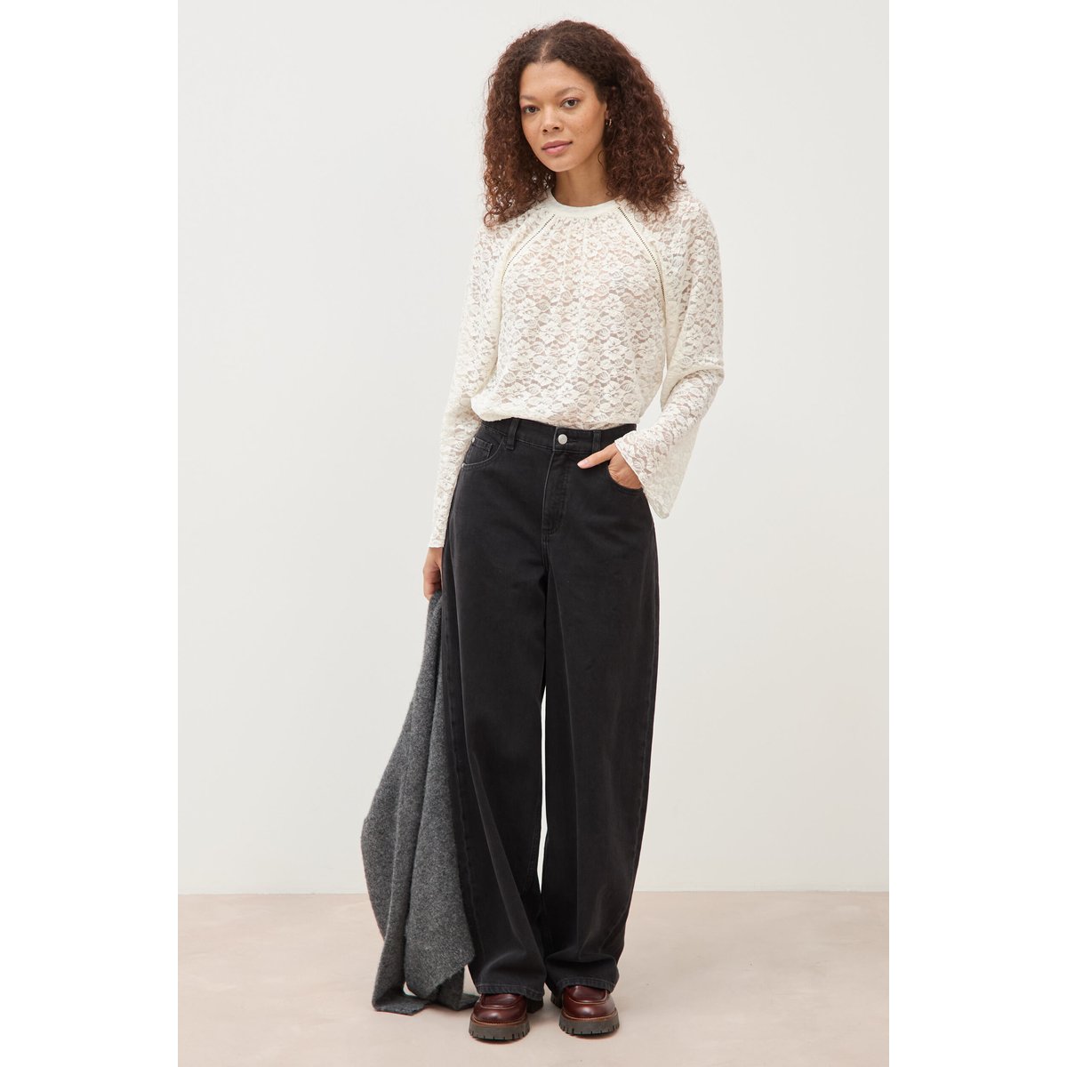 Blouse droite en dentelle ecru, BONOBO