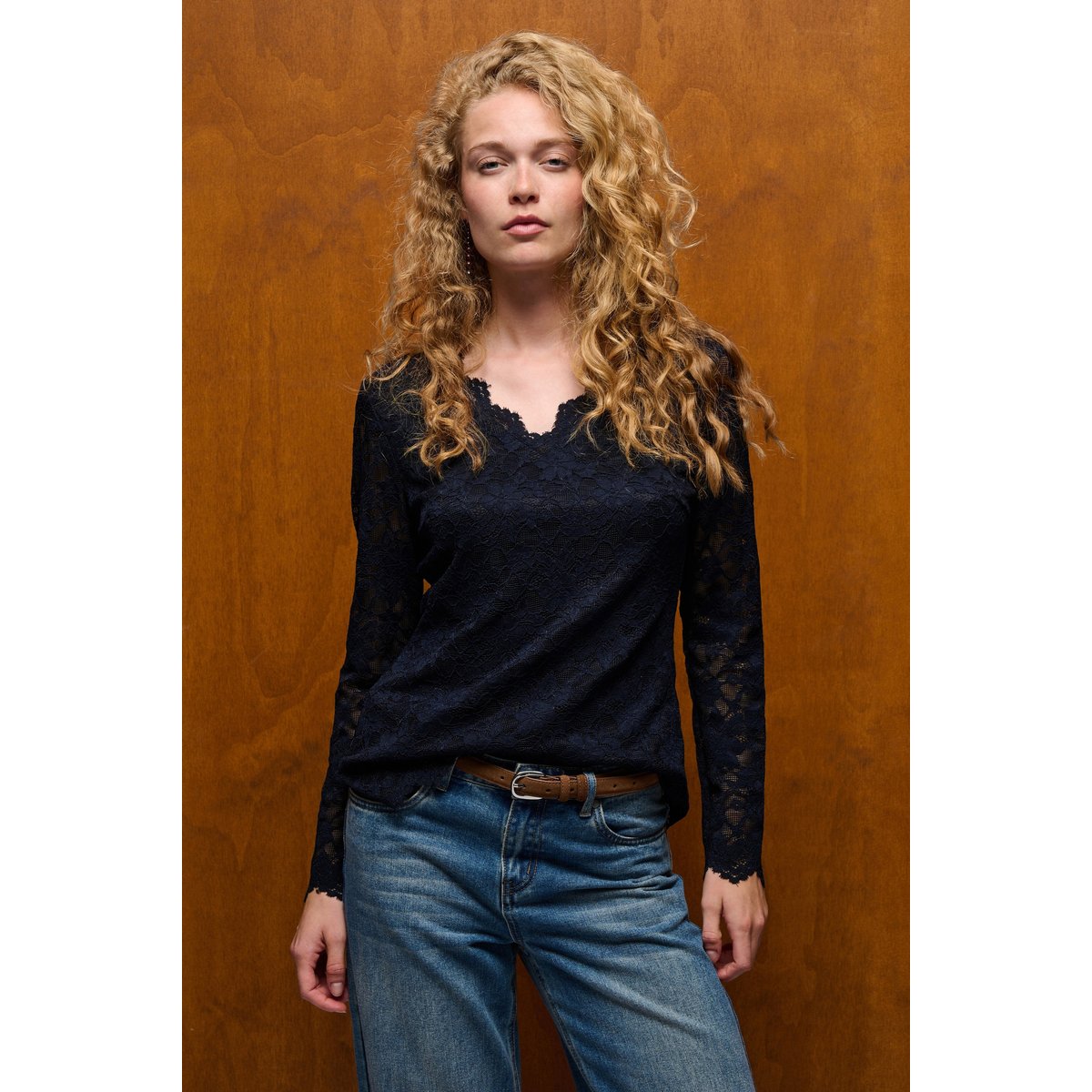 Blouse à manches longues bleu salute, CULTURE
