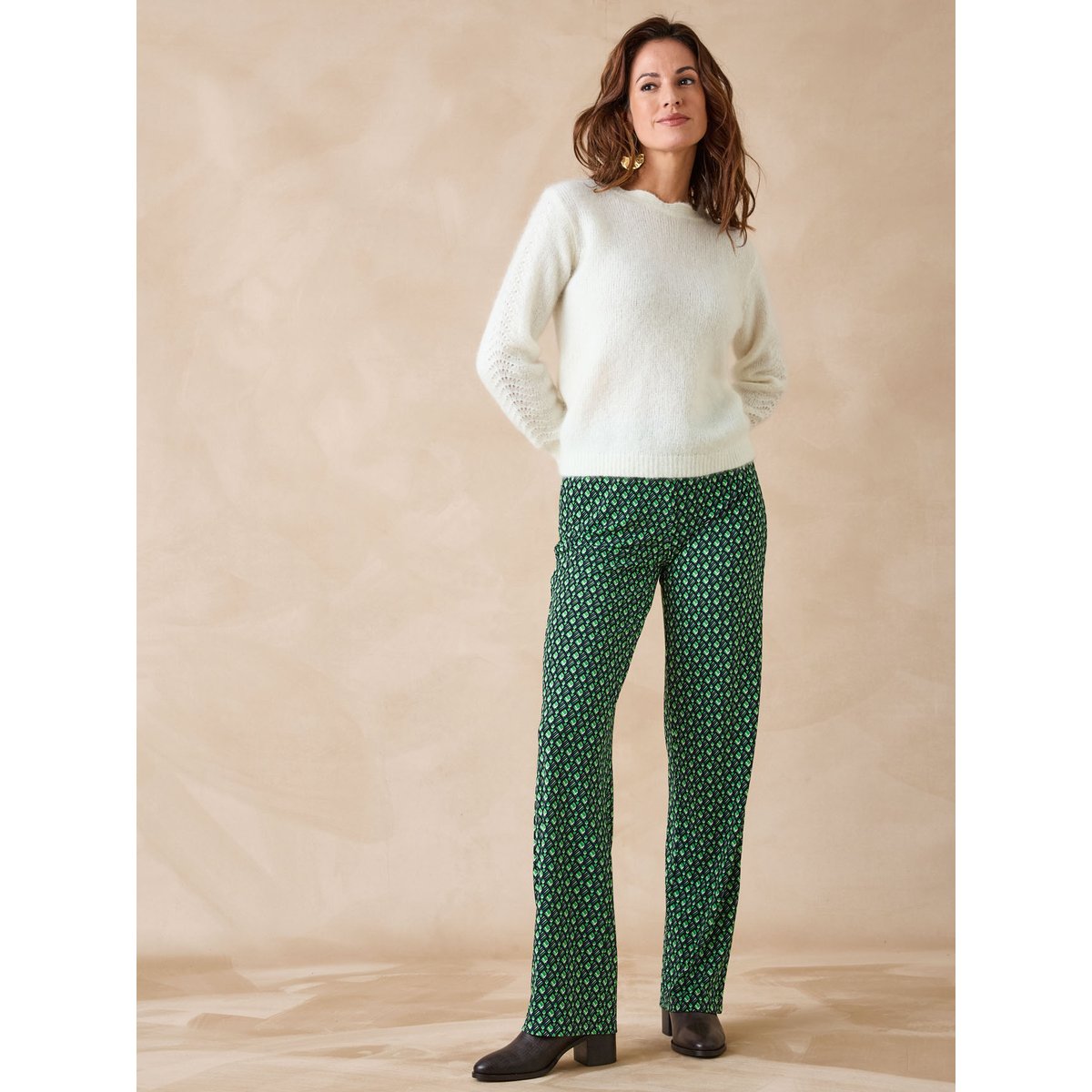 Pantalon élastiqué en crêpe fluide imprimé vert graphique, DAXON