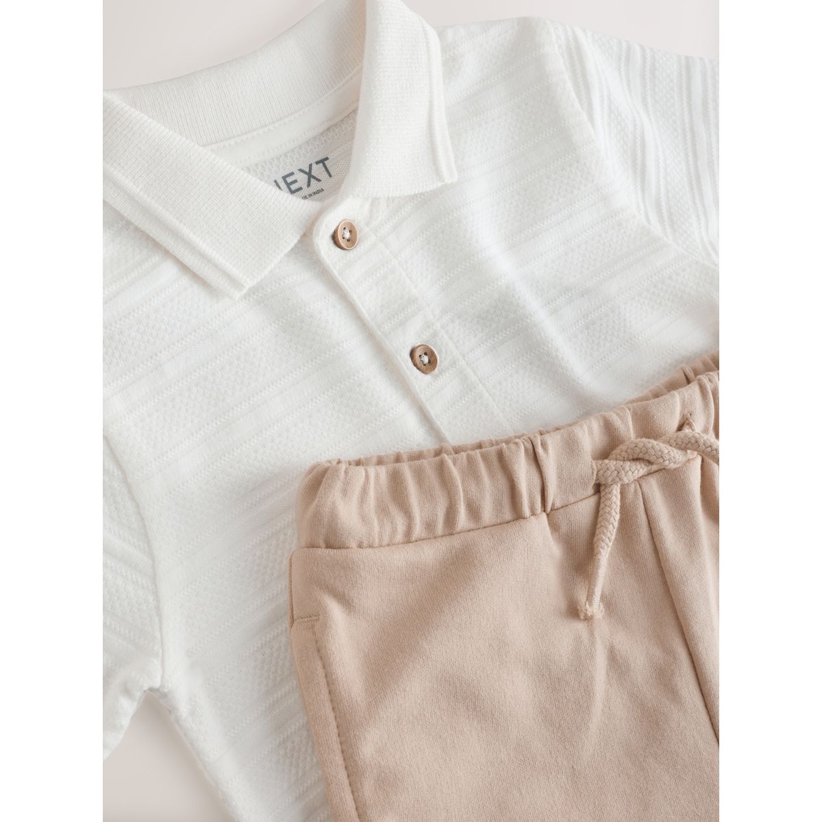 Short et polo texturés à manches courtes blanc, NEXT