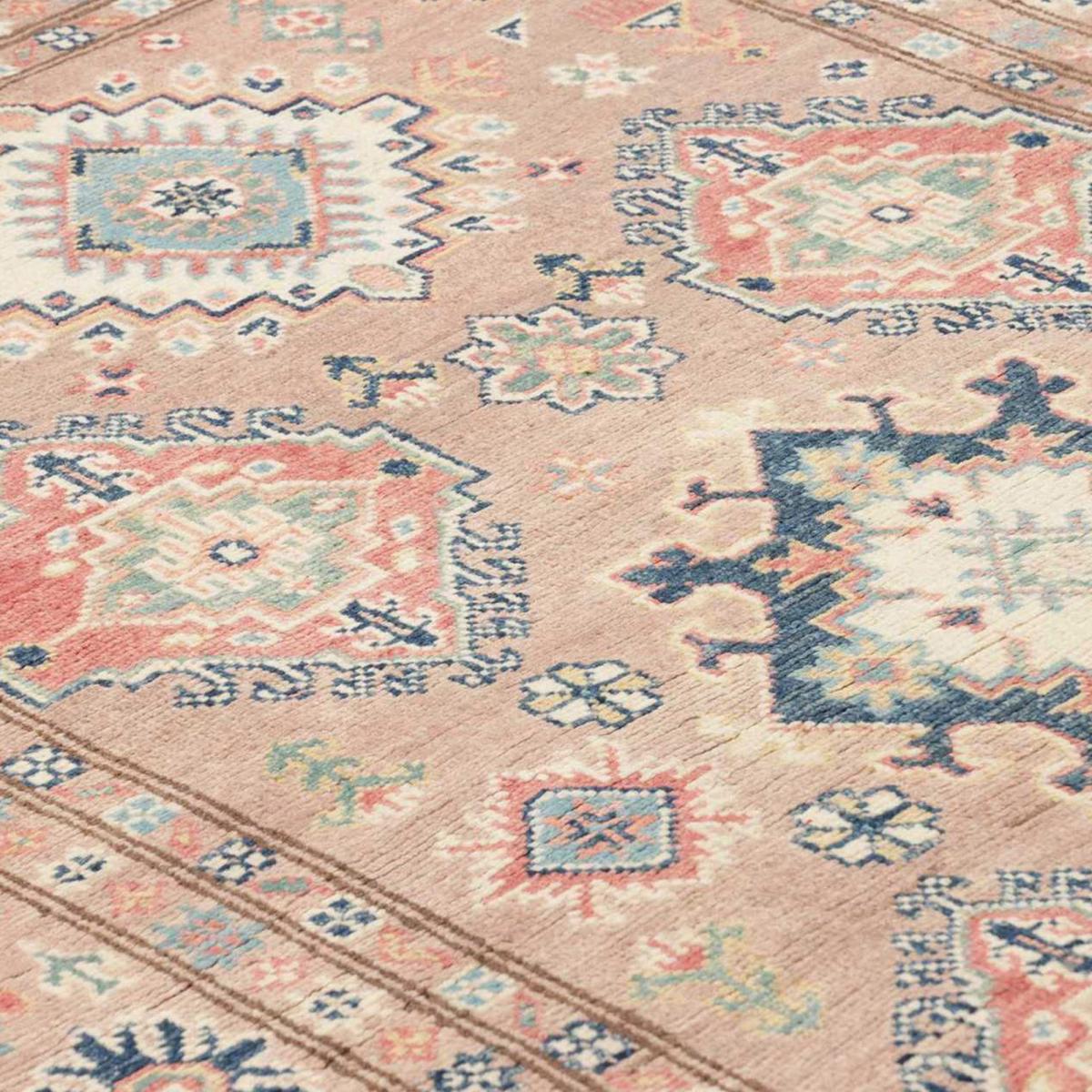 Tapis salon géométrique noué main, authentique en laine naturelle rose, bleu, ivoire, vert, UN AMOUR DE TAPIS