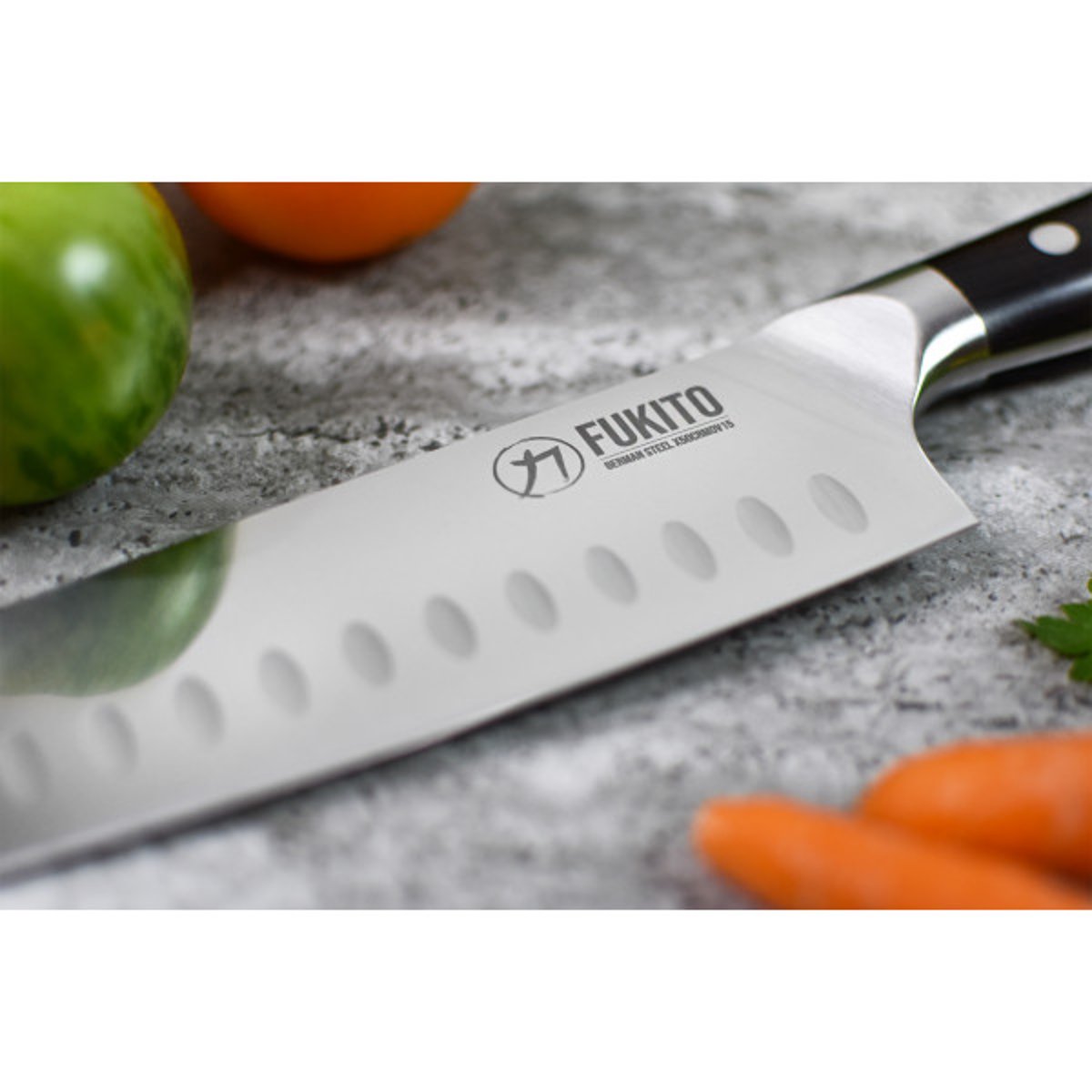 Couteau Ebene X50 modèle santoku 18cm v002237, FUKITO