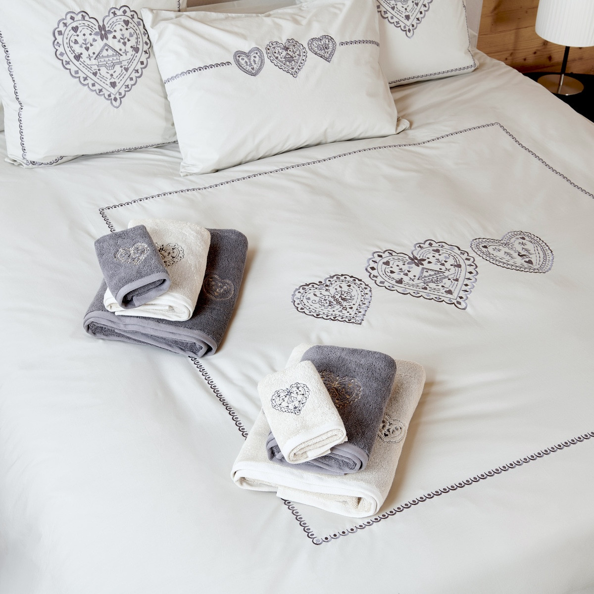 Housse De Couette   En  Percale De Coton   - NUIT AU CHALET craie, TRADITION DES VOSGES