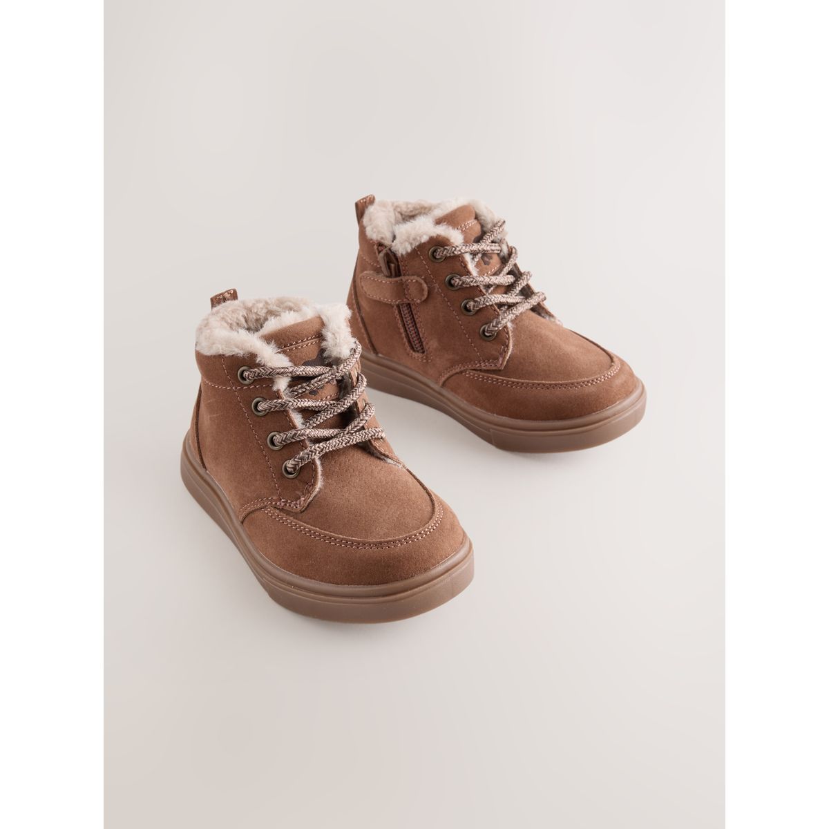 Bottines à lacets et doublure chaude marron fauve, NEXT