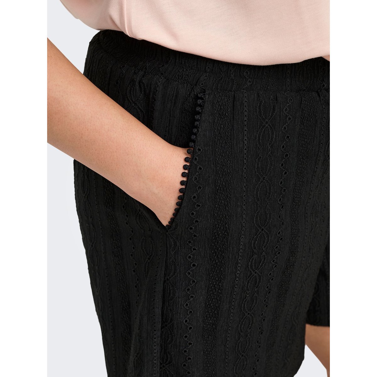 Short noire - black, ONLY CARMAKOMA