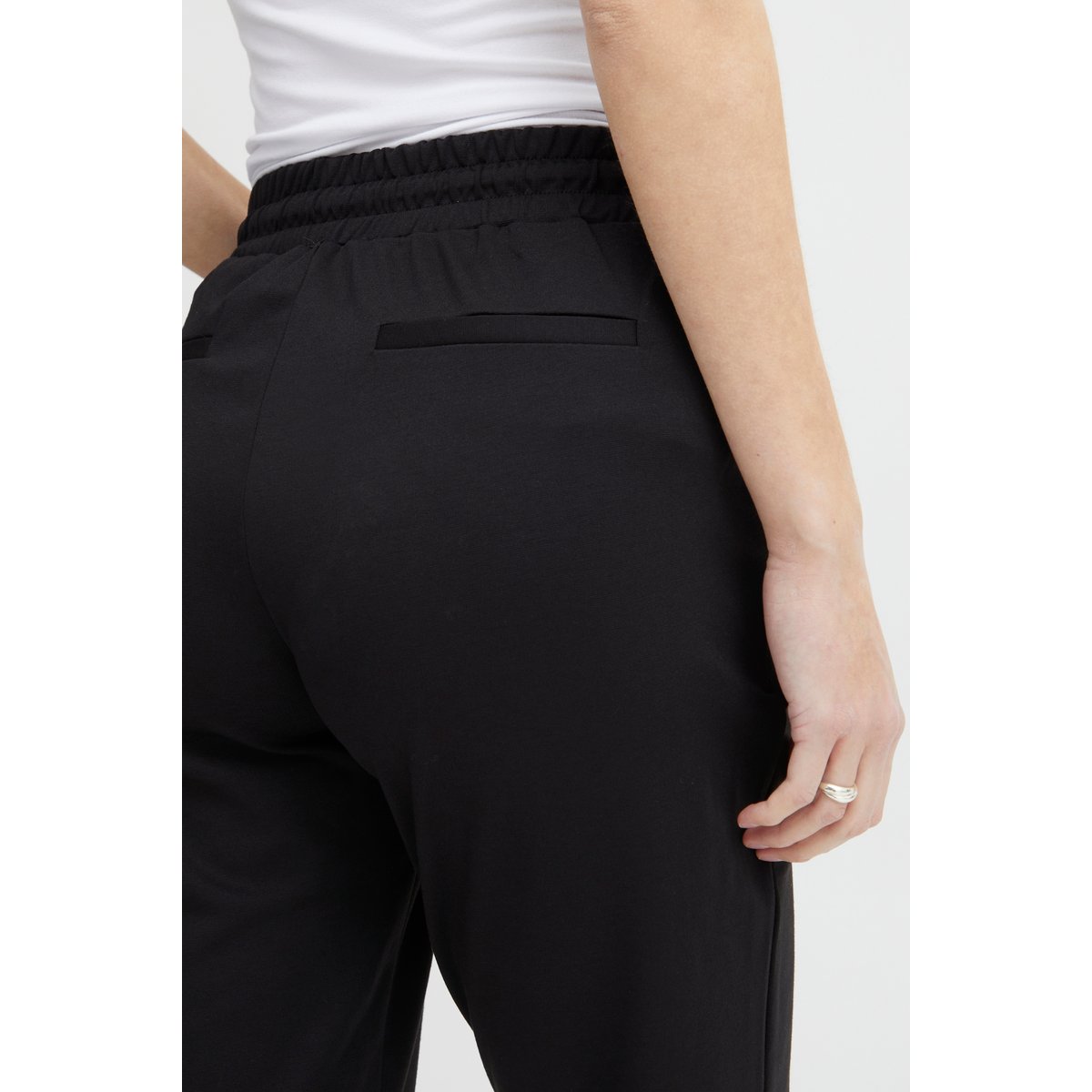 Pantalon coupe slim, taille élastiquée noir, ICHI