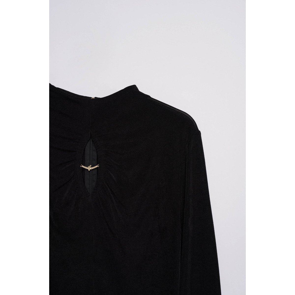PULL TEXTURÉ AVEC OUVERTURE SUR LA POITRINE rouge, SALSA JEANS