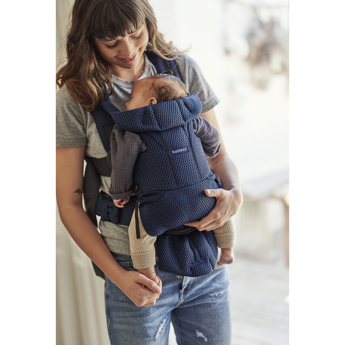 Porte bébé move mesh 3D bleu foncé, BABYBJORN