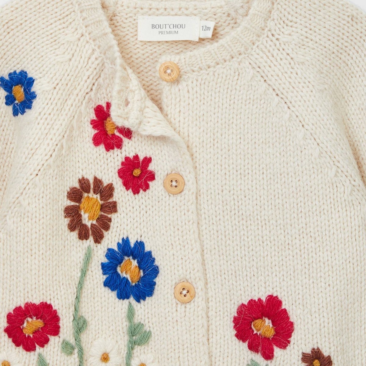 Cardigan tricot brodé contenant de la laine naturel, BOUT'CHOU