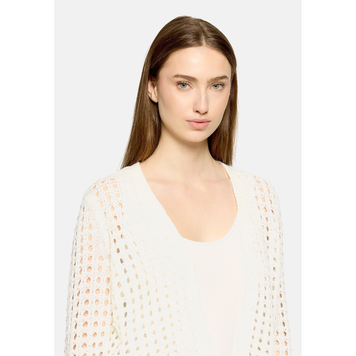 Cardigan en maille casual à teneur en fil fantaisie blanc, BETTY BARCLAY