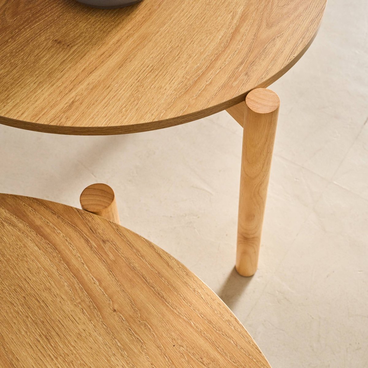Tables gigognes rondes décor bois HARMONY noyer, SWEEEK