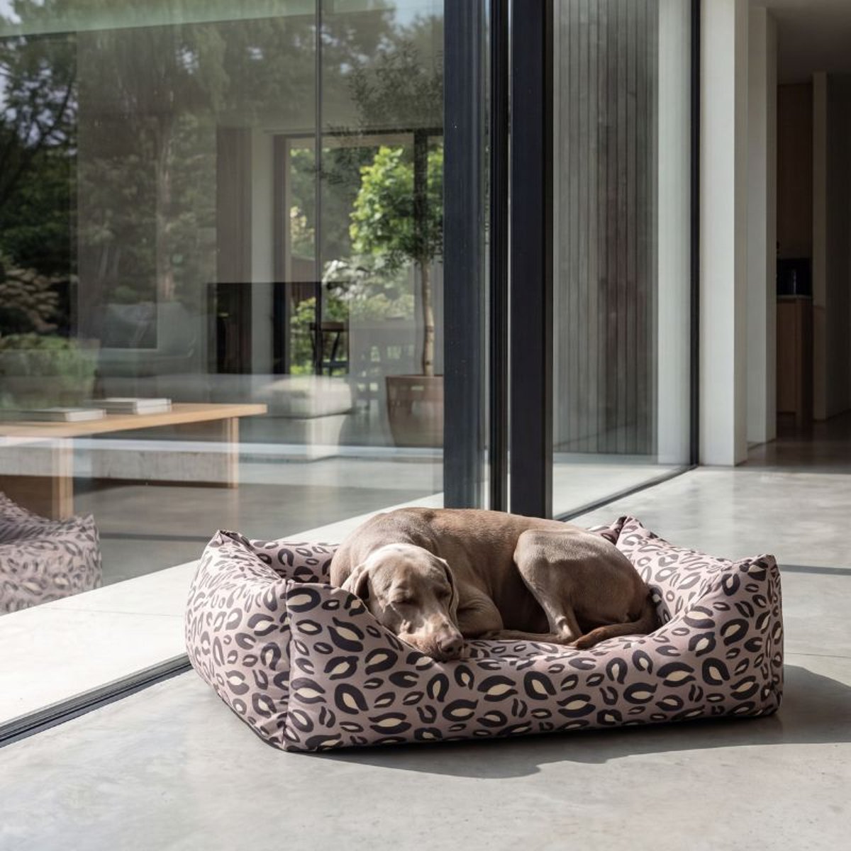 Panier chien orthopédique tissu léopard, MONTAIGNE rose léopard, BAGANE