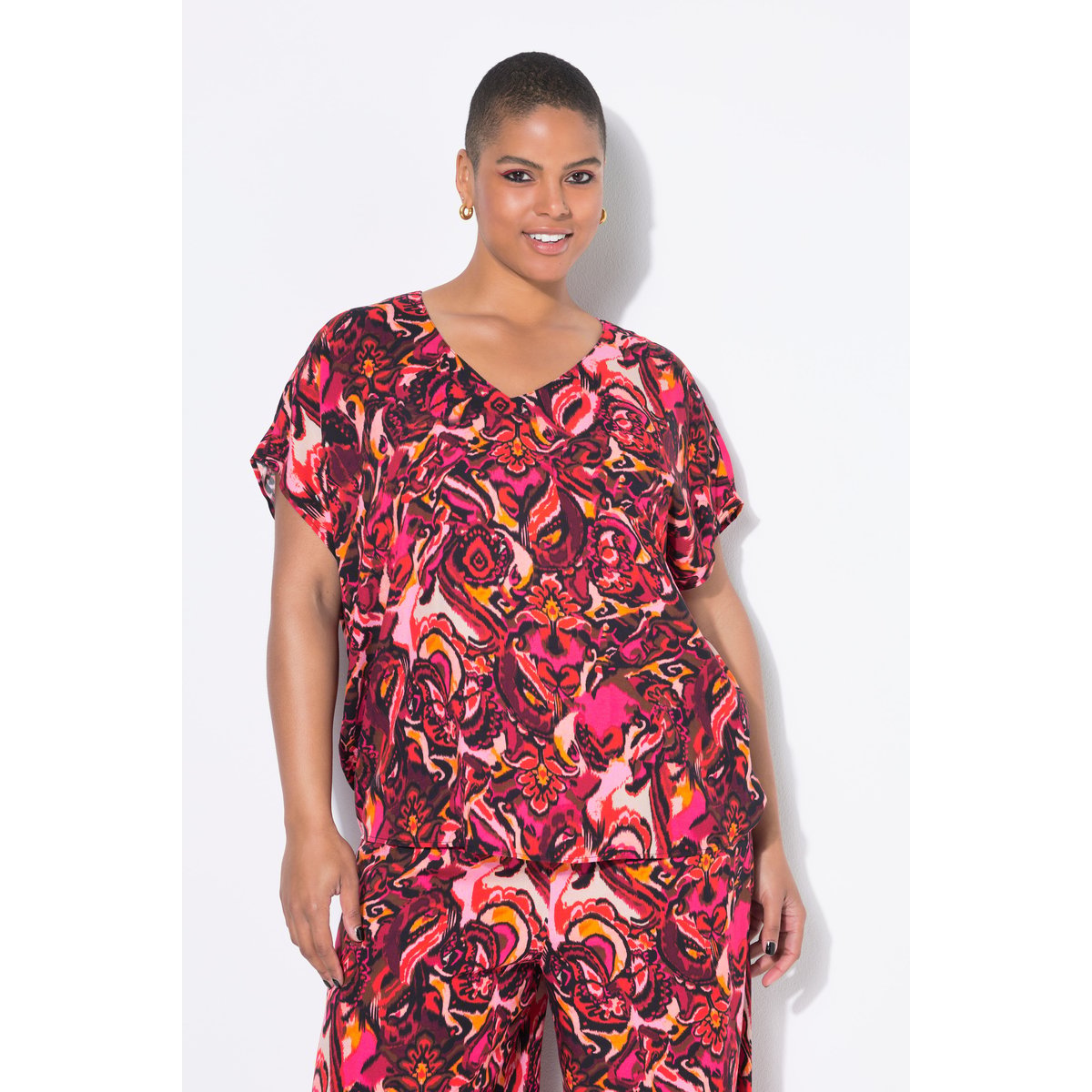 Blouse oversize, imprimé all-over rose vif baies, STUDIO UNTOLD