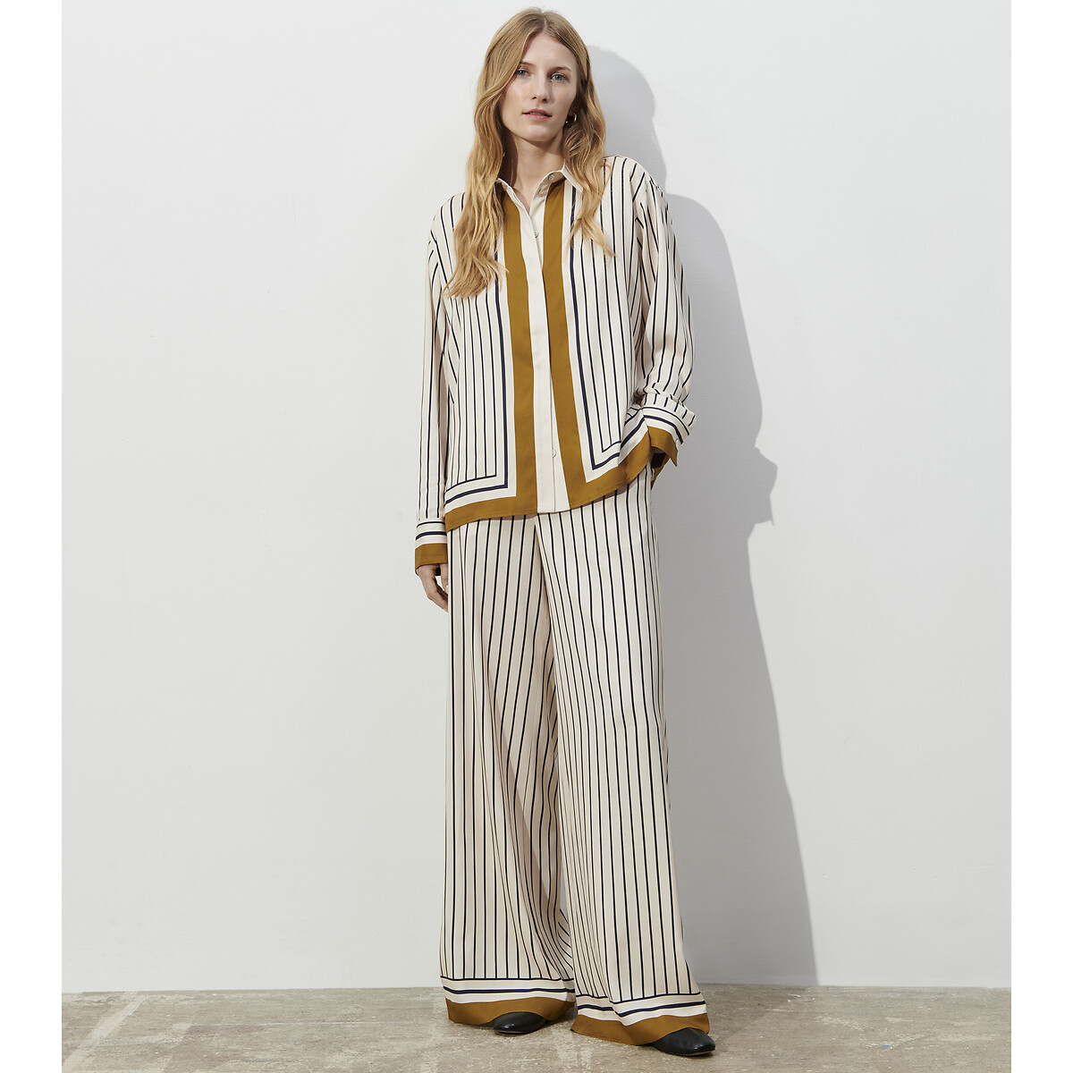 Pantalon satiné, rayé, large et fluide rayé marine, ANNE WEYBURN