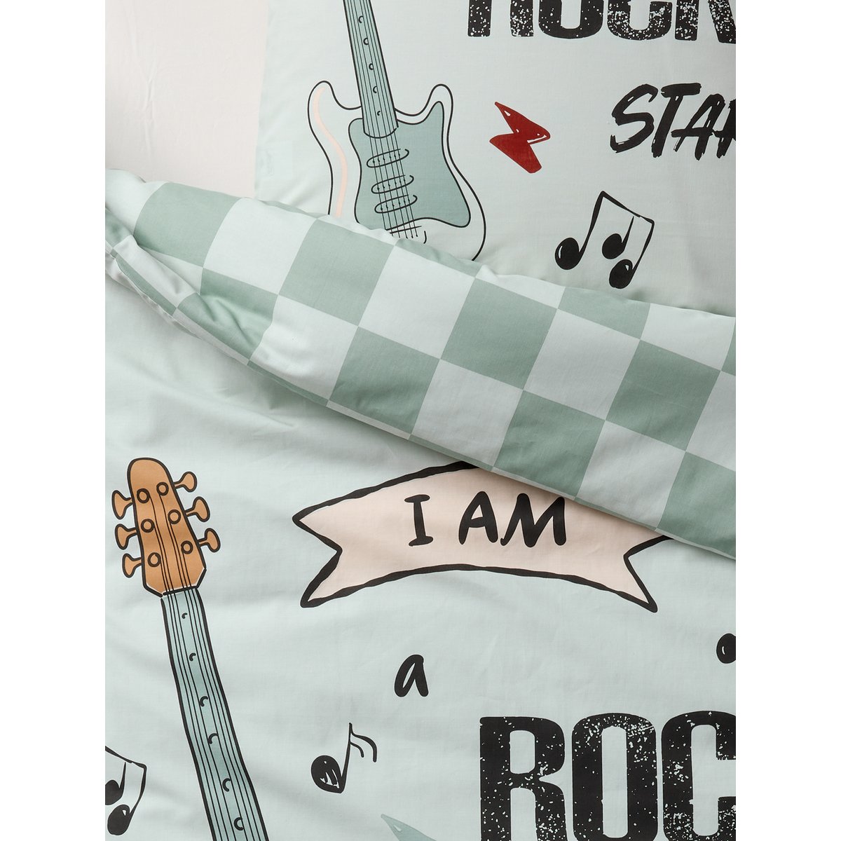 Parure housse de couette + taie d'oreiller ROCK MUSIC, avec coton recyclé vert sauge, VERTBAUDET