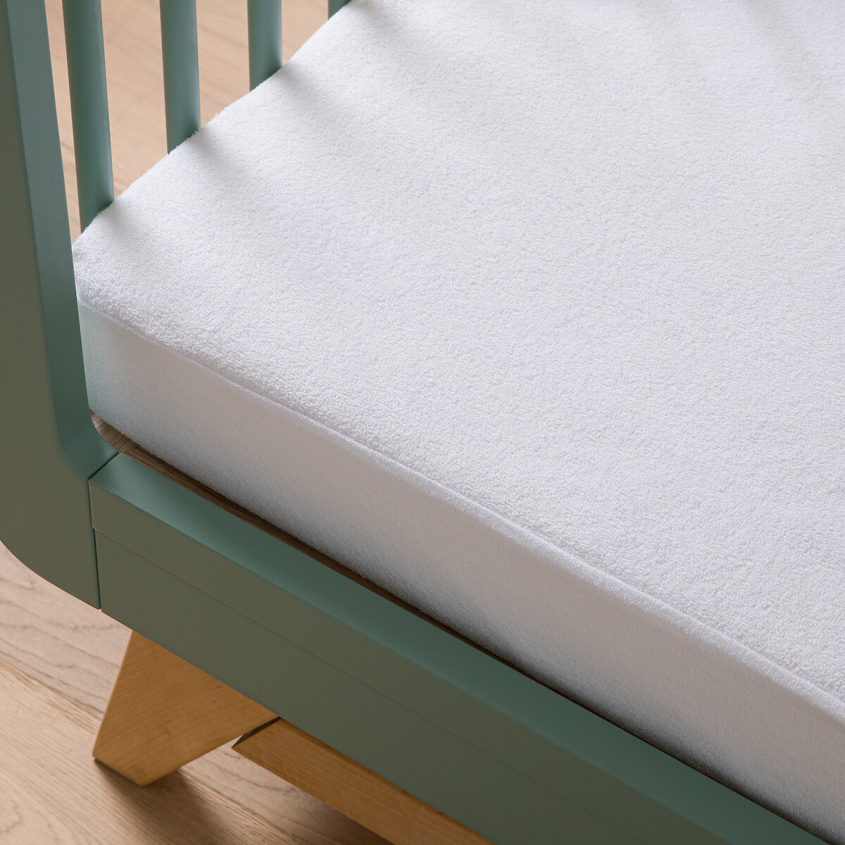 Matrasbeschermerin badstof voor babybed, antibacterieel, waterafstotend wit, LA REDOUTE INTERIEURS