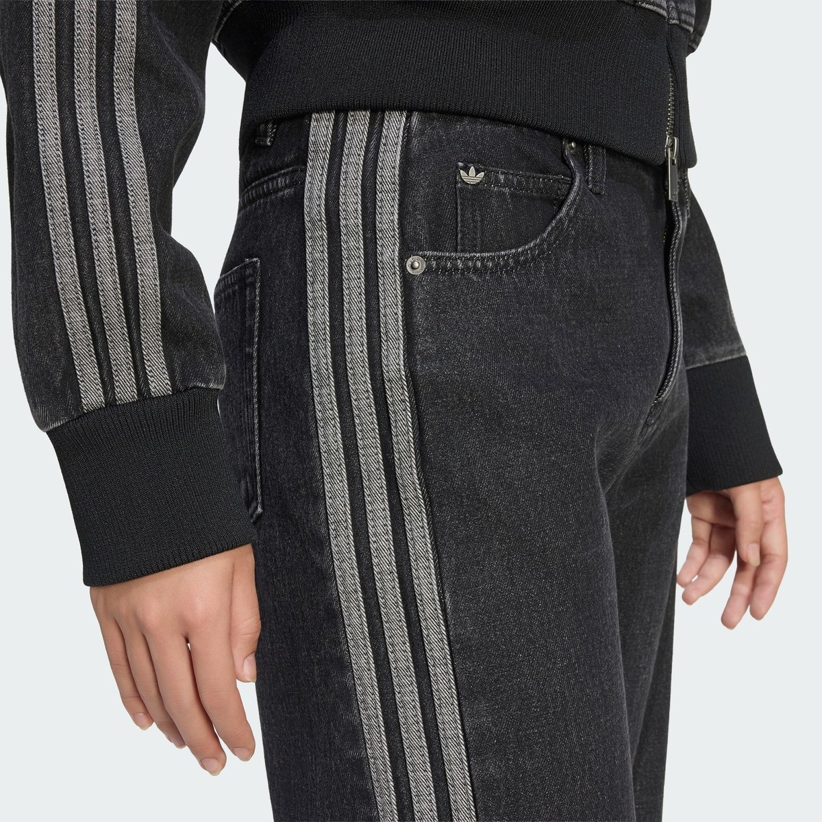 Pantalon Droit Denim Taille Mi-Haute Firebird Pantalon Droit Denim Taille Mi-Haute Firebird true black denim, adidas Originals