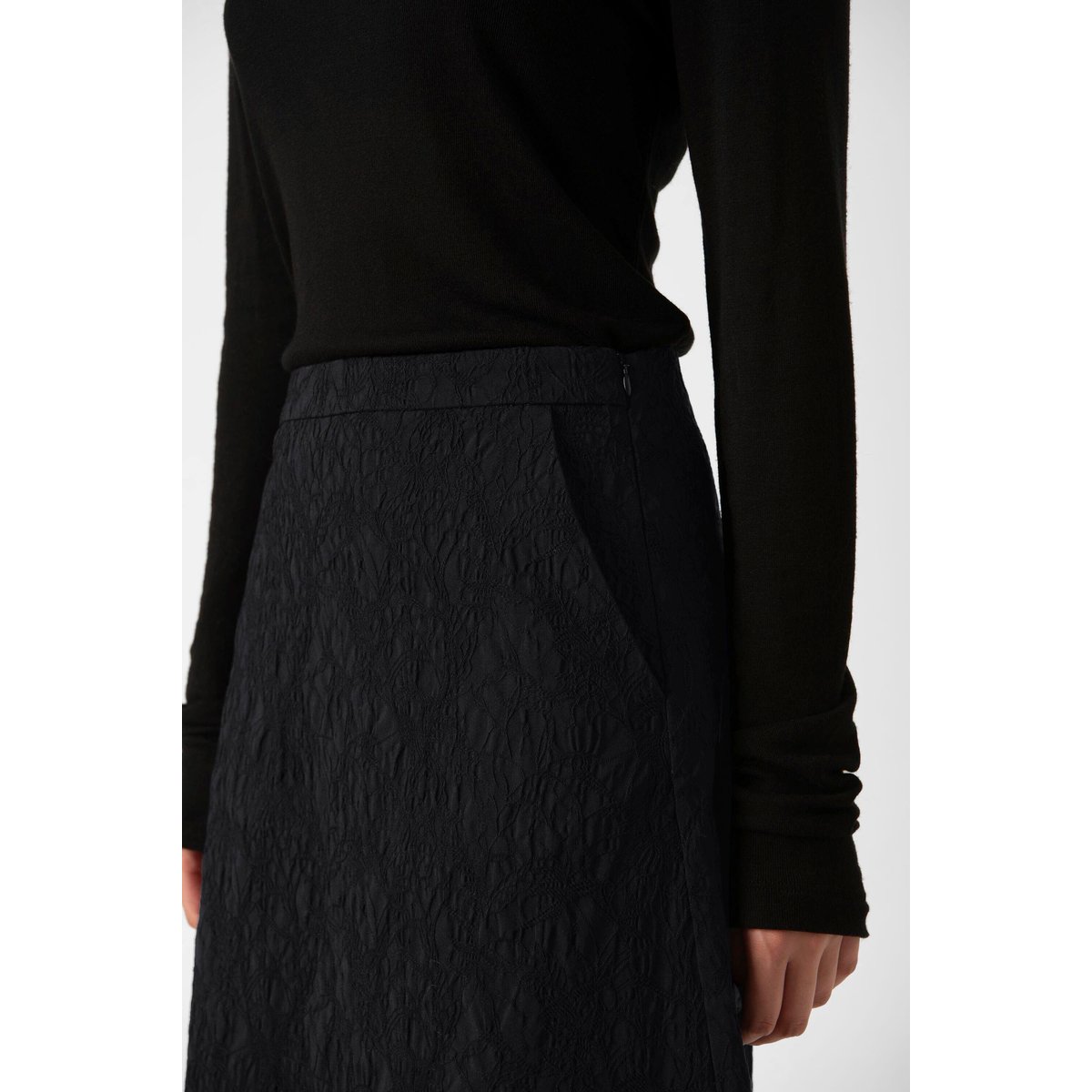 Jupe cintrée noir, SOAKED IN LUXURY
