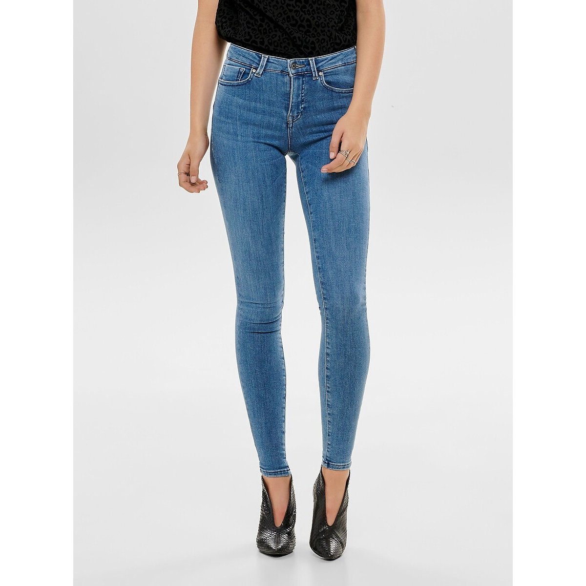 Jean slim light blue, ONLY