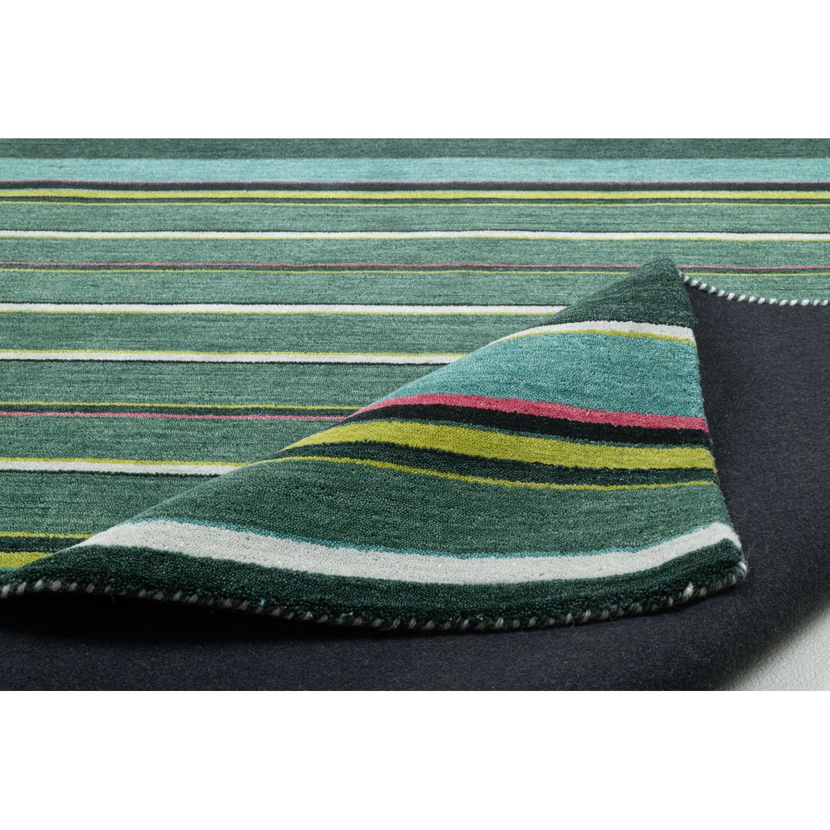 Tapis en laine vierge tissé à la main vert, THEKO