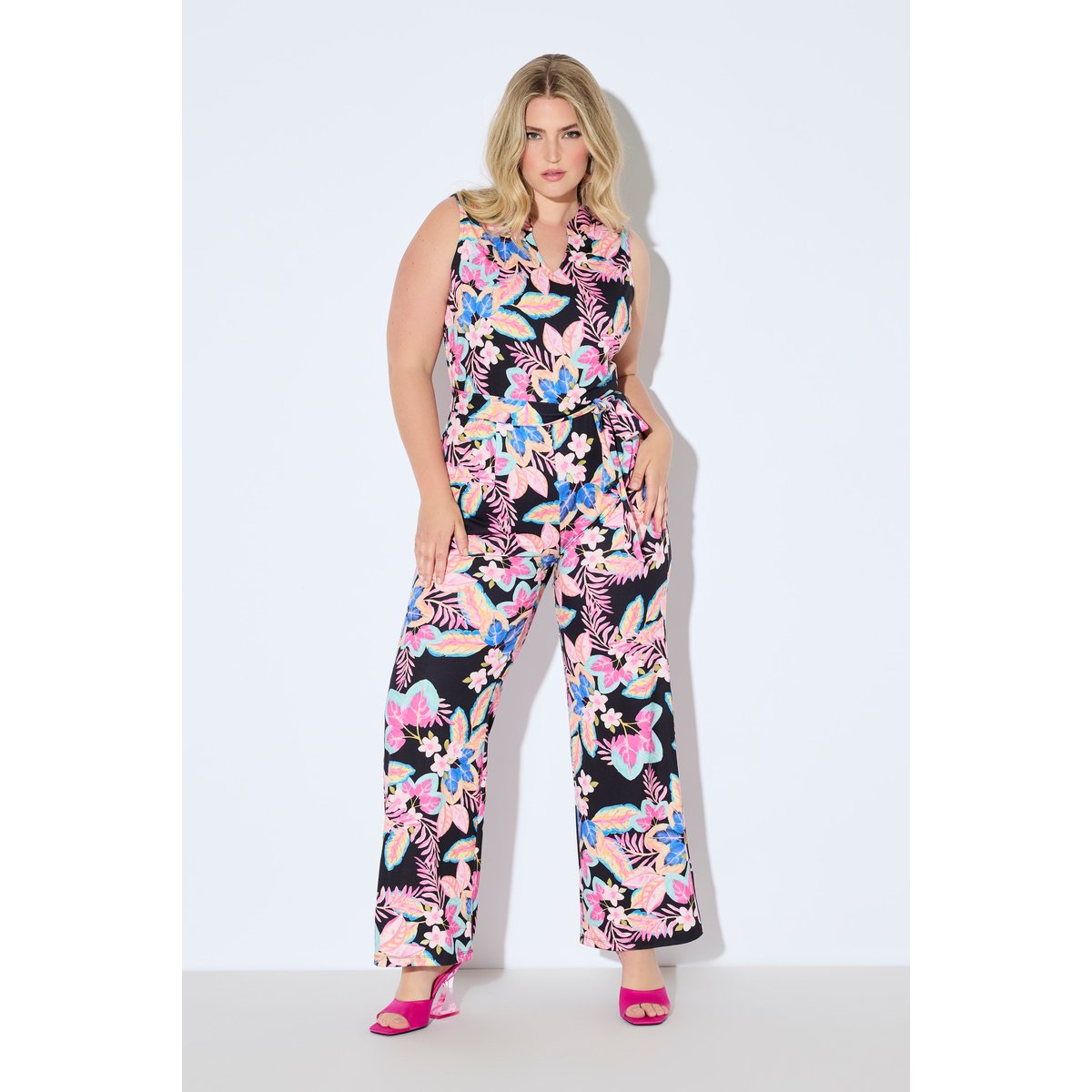 Combinaison sans manches en jersey. Motif noir, ULLA POPKEN