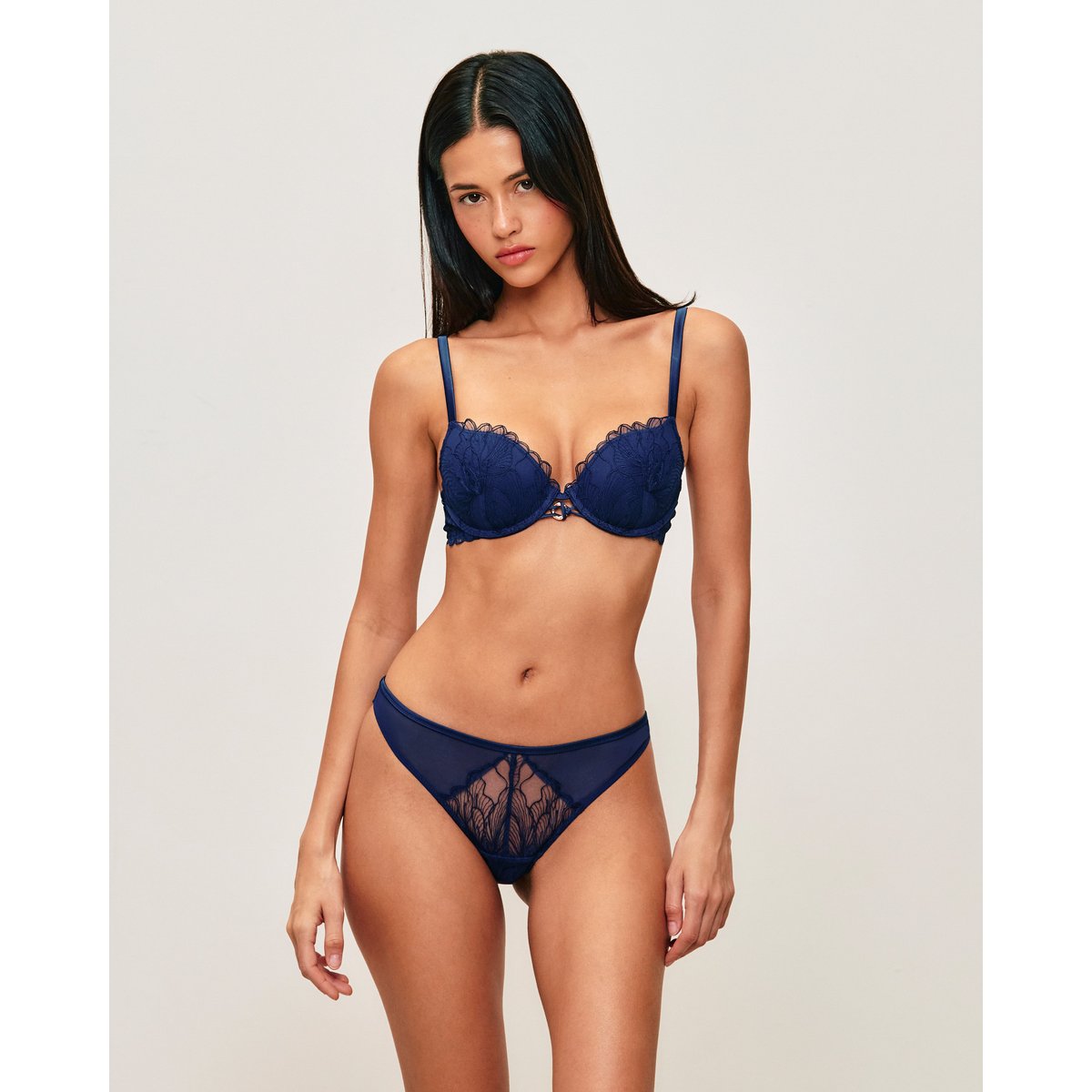 Soutien-gorge push-up en dentelle SLEAZELIZ bleu marine, UNDIZ
