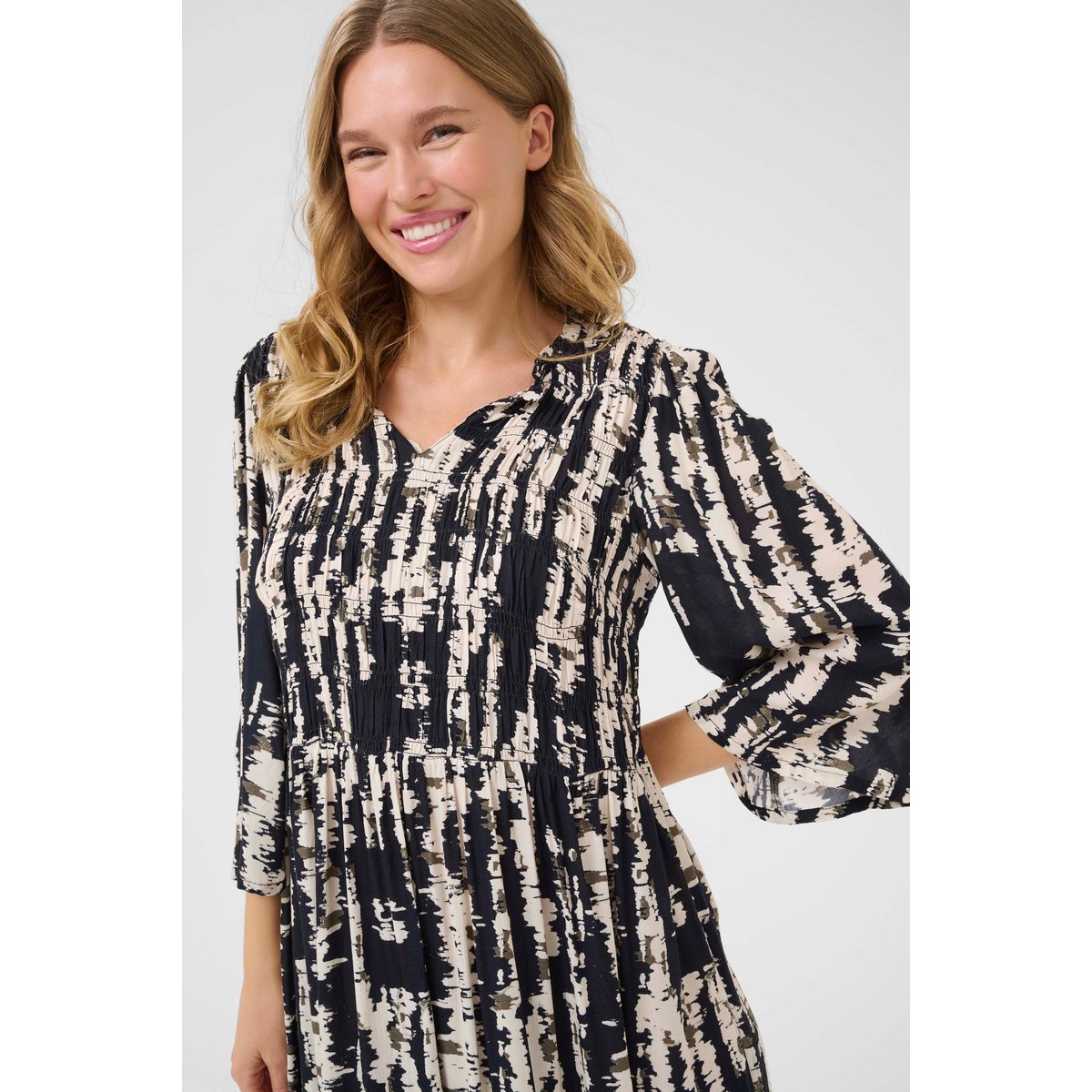 Dress noir black white graphic lines, KAFFE