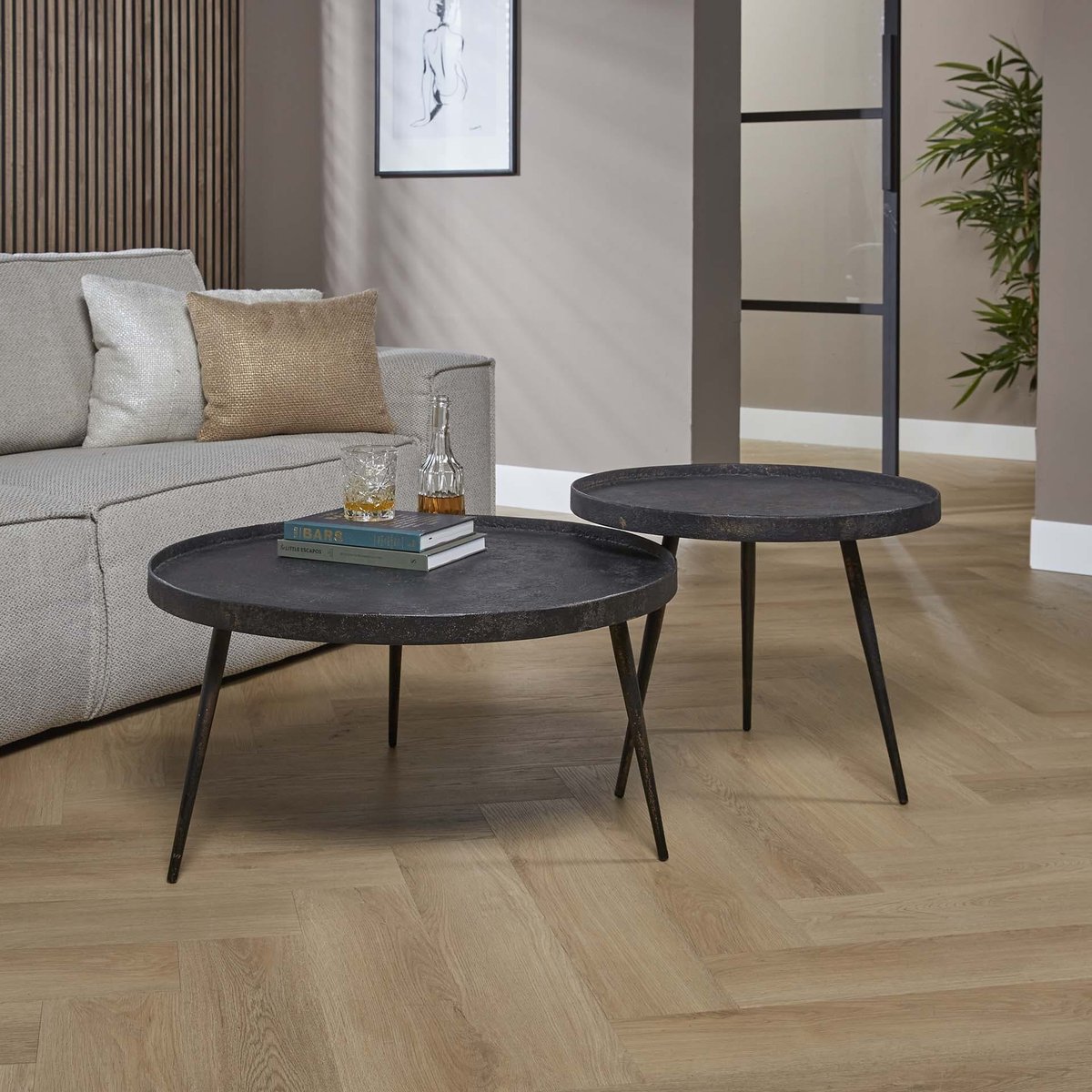 Table basse gigogne ronde style industriel en métal gris foncé 76cm (2 pièces) RALF noir, PIER IMPORT