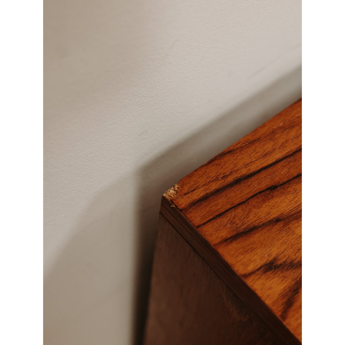 Grande commode scandinave Olga N°314 - Bon état bois, DEBONGOUT