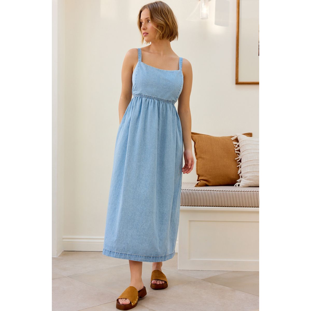 Robe mi-longue en denim à bretelles bleu moyen, NEXT