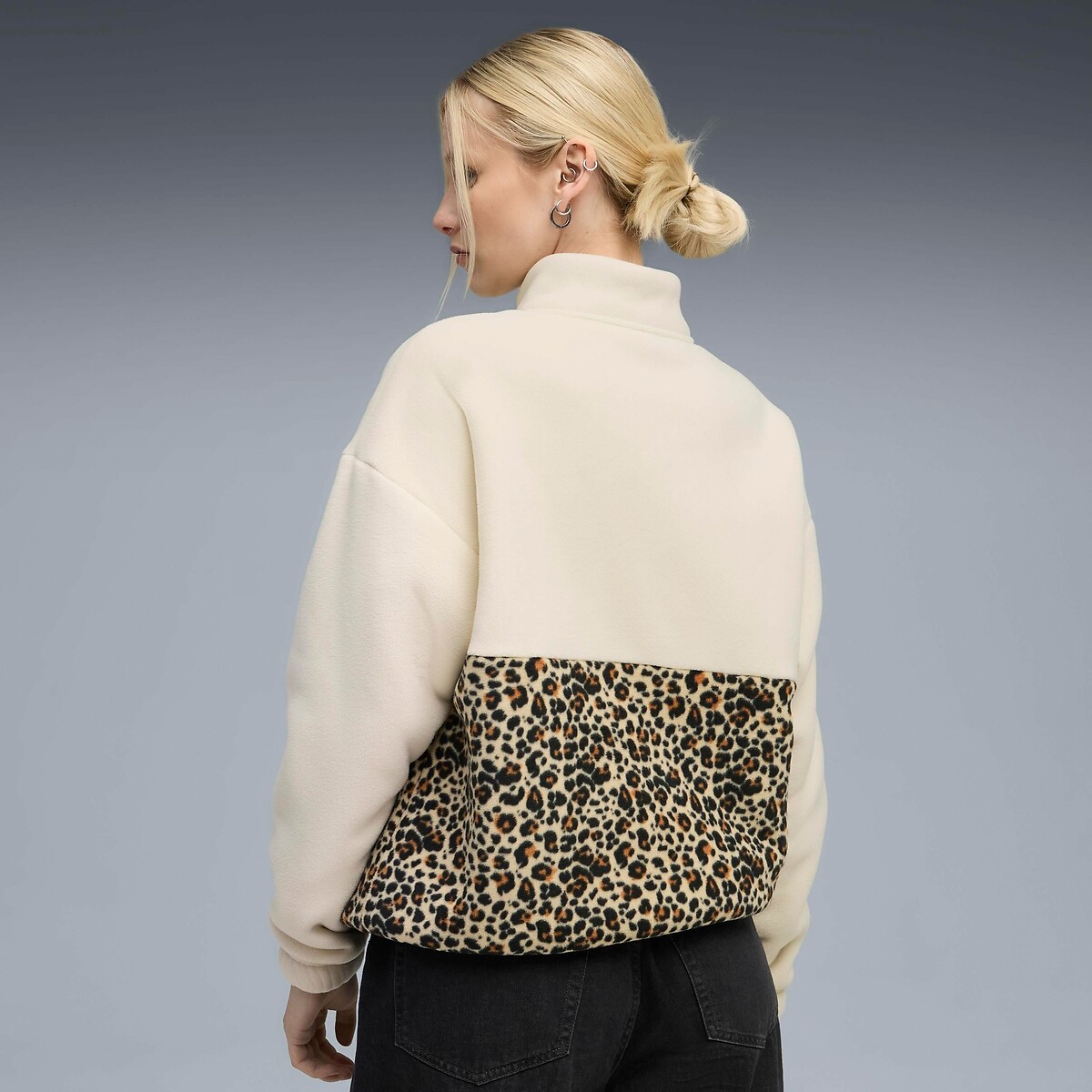 Essential Graphic Zip-Up Sweatshirt in Leopard Print beige/leopard print, PUMA
