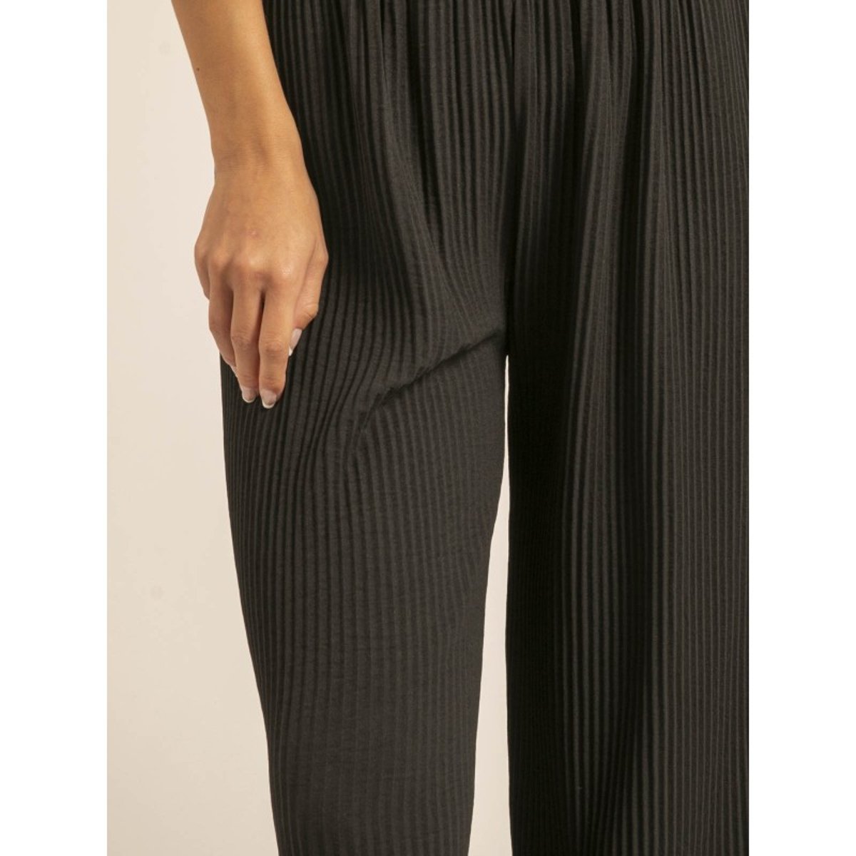 Pantalon Plissé Elou noir, DONA LISA