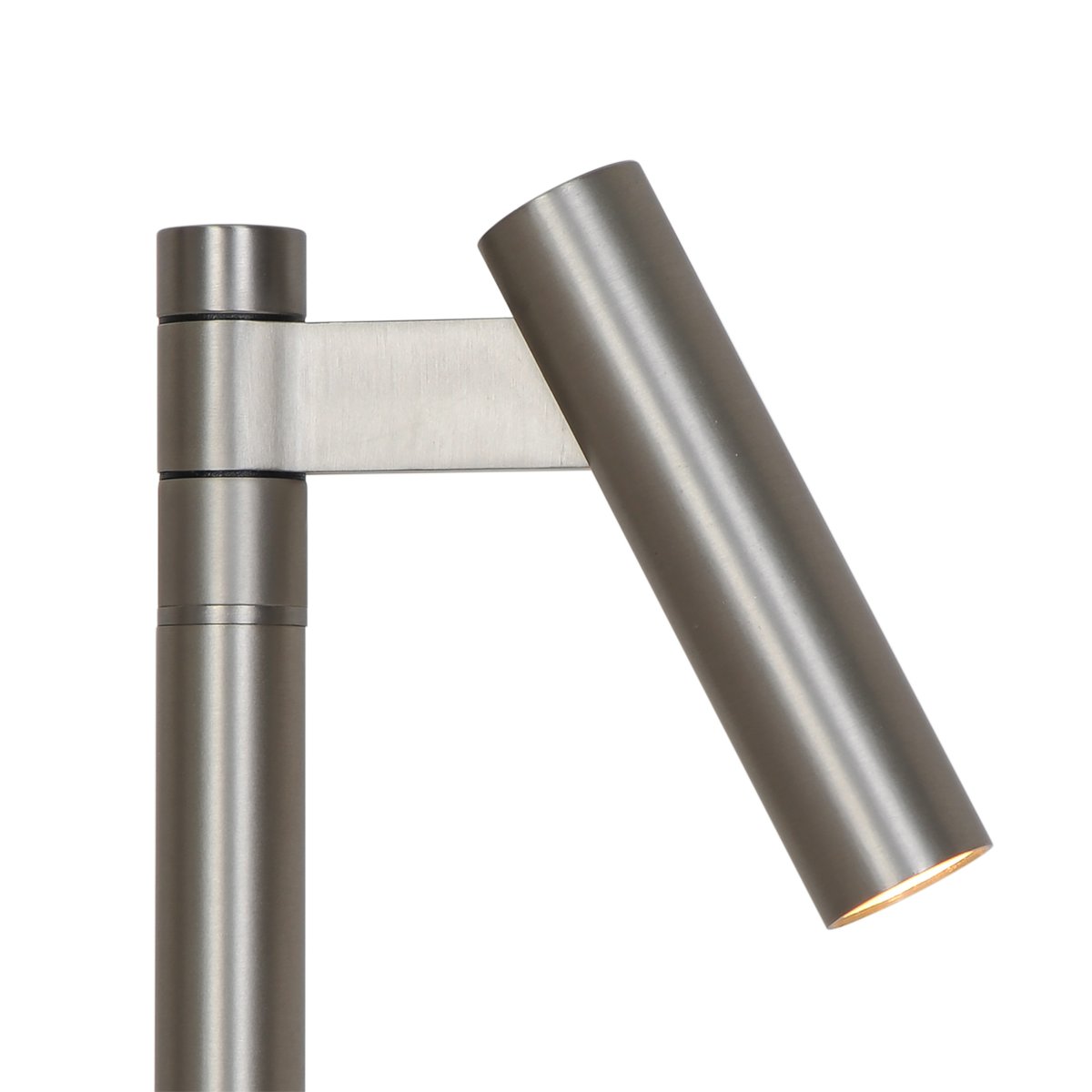 Lampe à poser tête d'éclairage orientable en aluminium, Makoto chrome satiné, DESIGN FOR THE PEOPLE