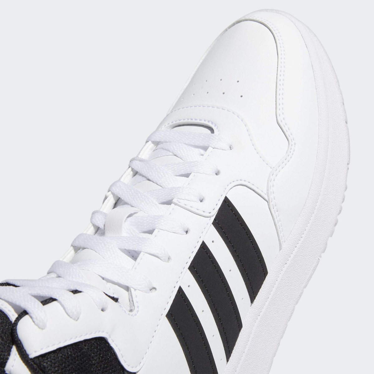 Chaussure Hoops 3.0 Mid Lifestyle Basketball Classic Vintage Chaussure Hoops 3.0 Mid Lifestyle Basketball Classic Vintage core black / core black / cloud white, ADIDAS SPORTSWEAR